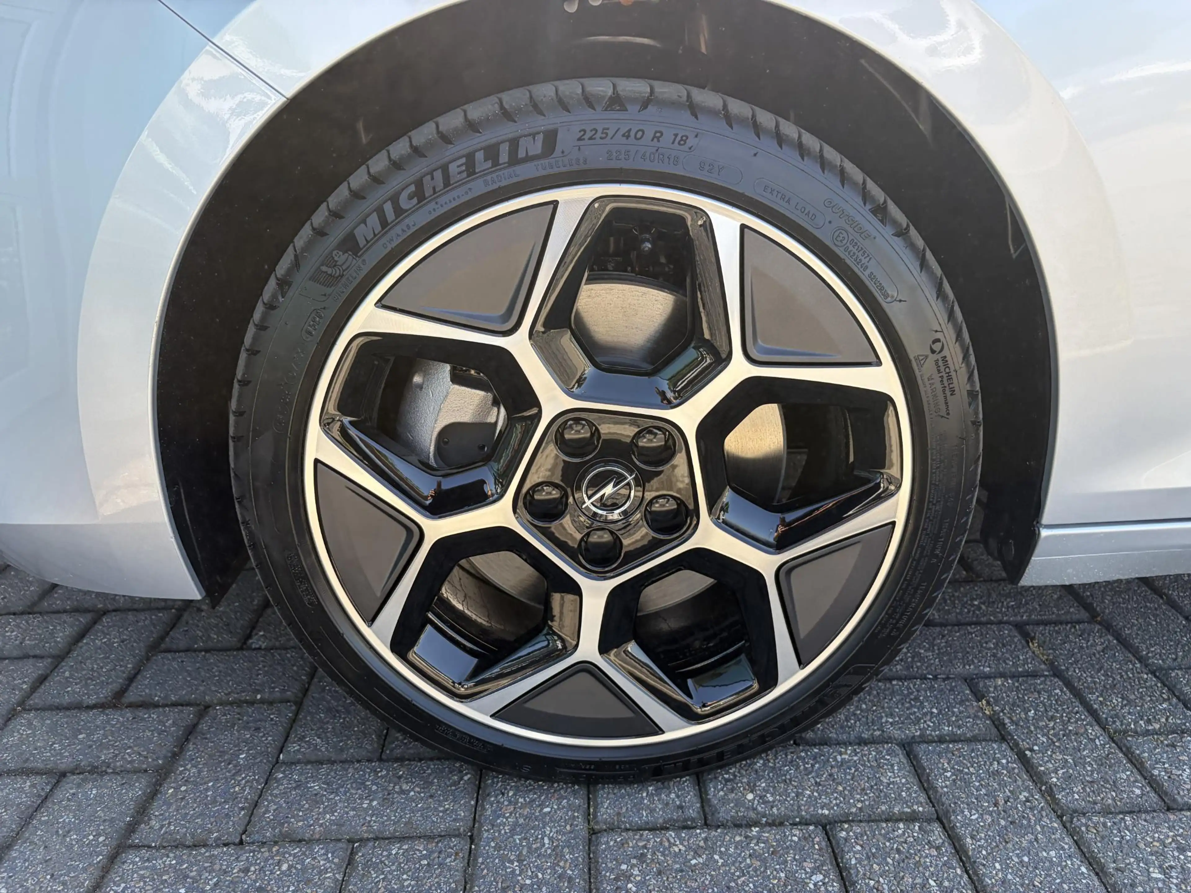 Opel Astra Sports Tourer 1.6 Turbo Plug In Hybrid Ultimate I — photo 15