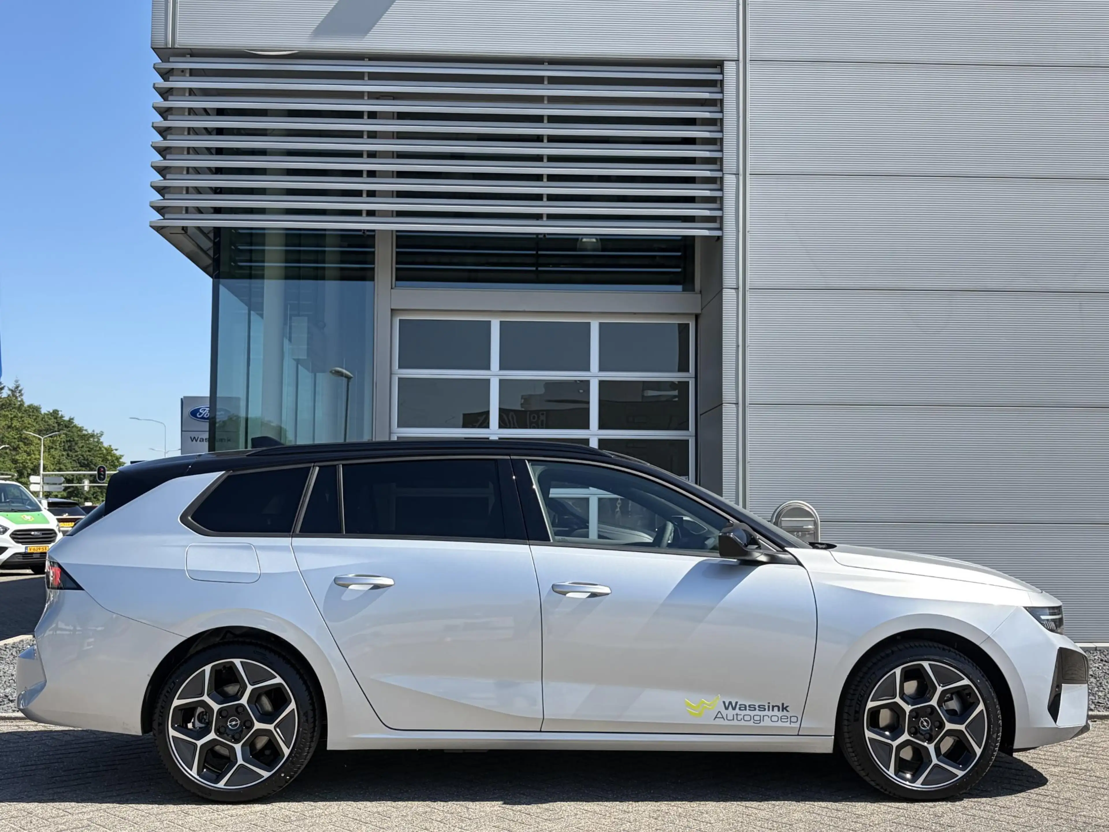 Opel Astra Sports Tourer 1.6 Turbo Plug In Hybrid Ultimate I — photo 5