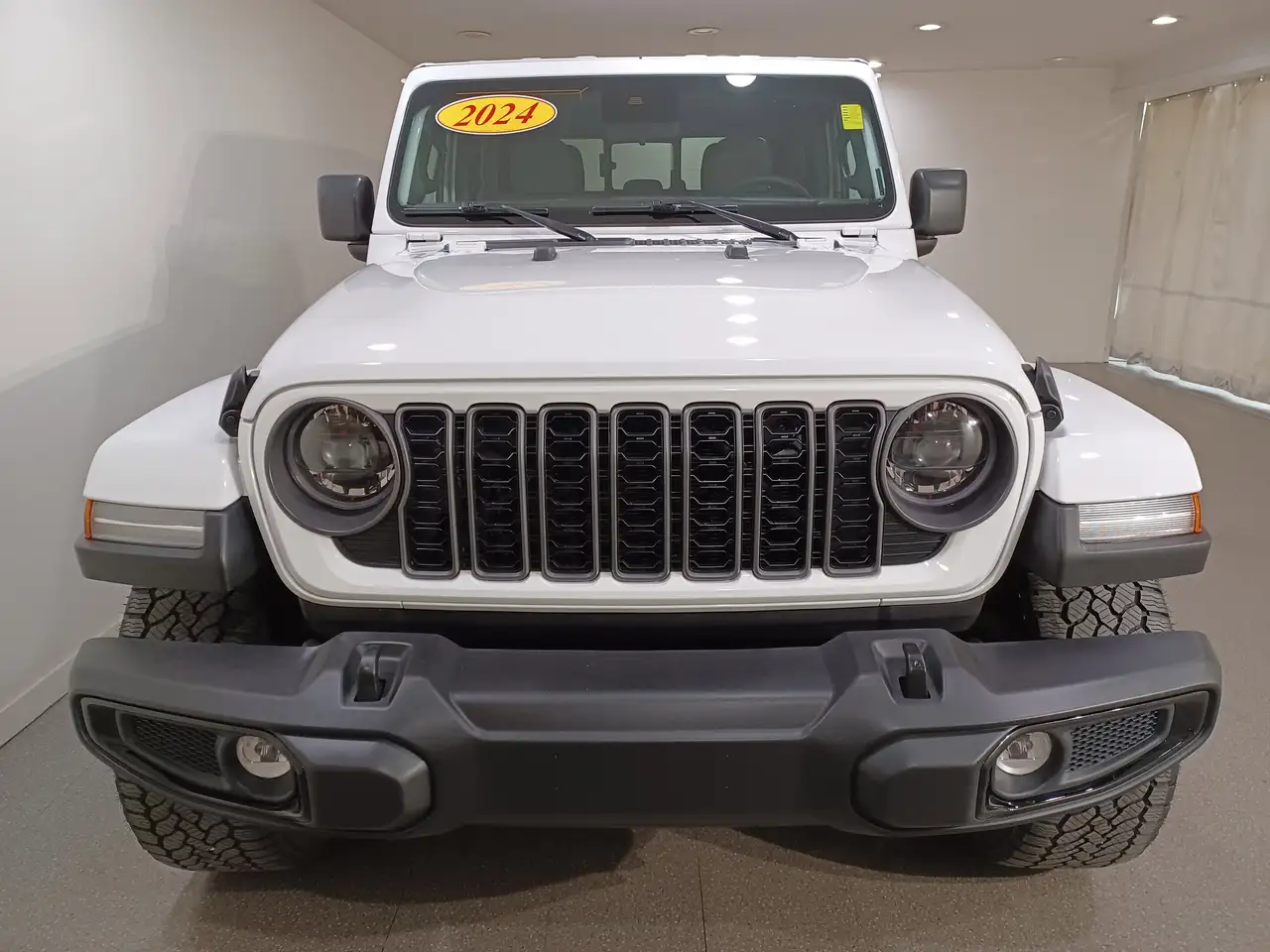 Jeep Gladiator photo Jeep Gladiator