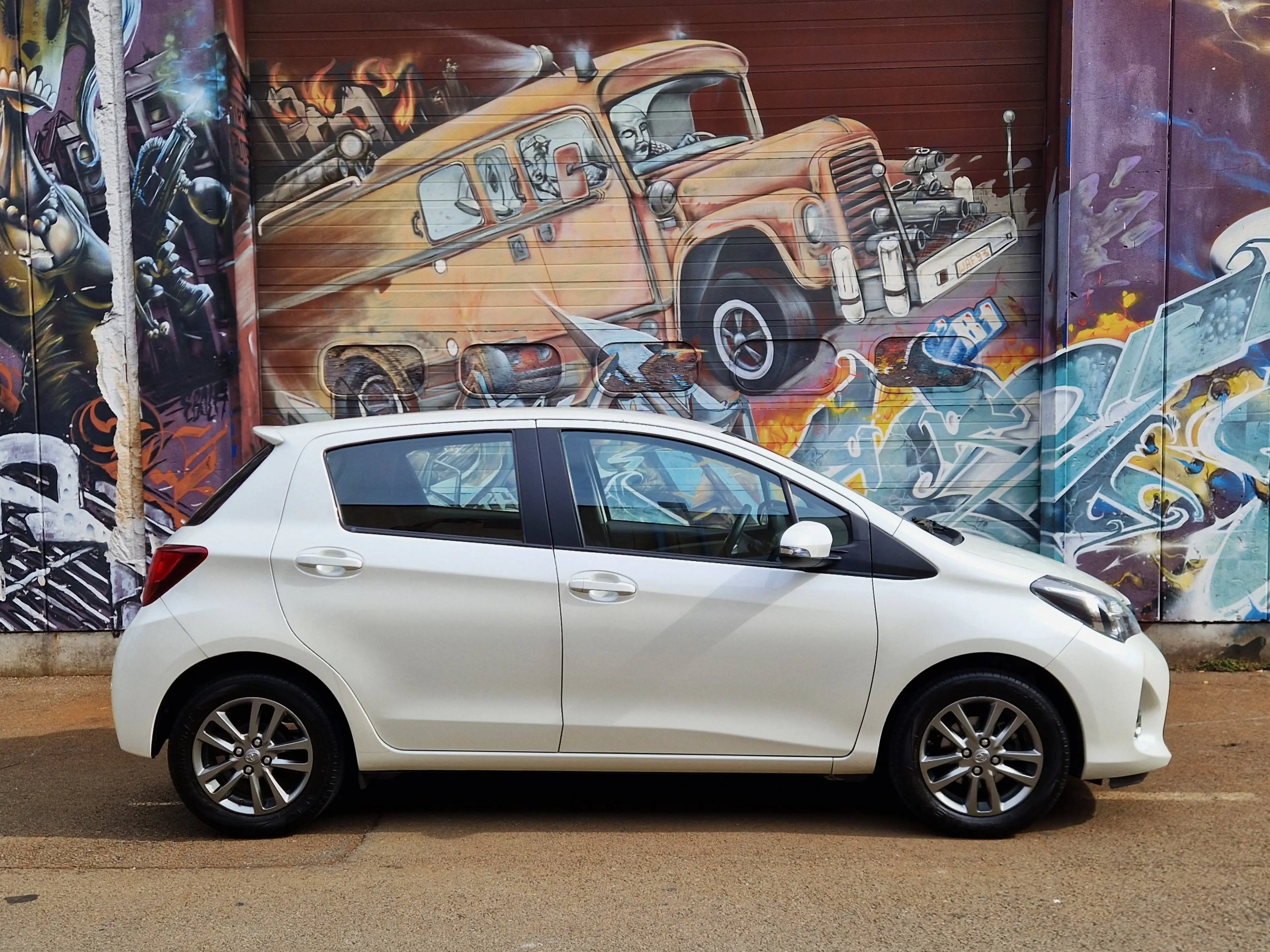 Toyota Yaris Yaris 1.0i VVT-i — photo 4