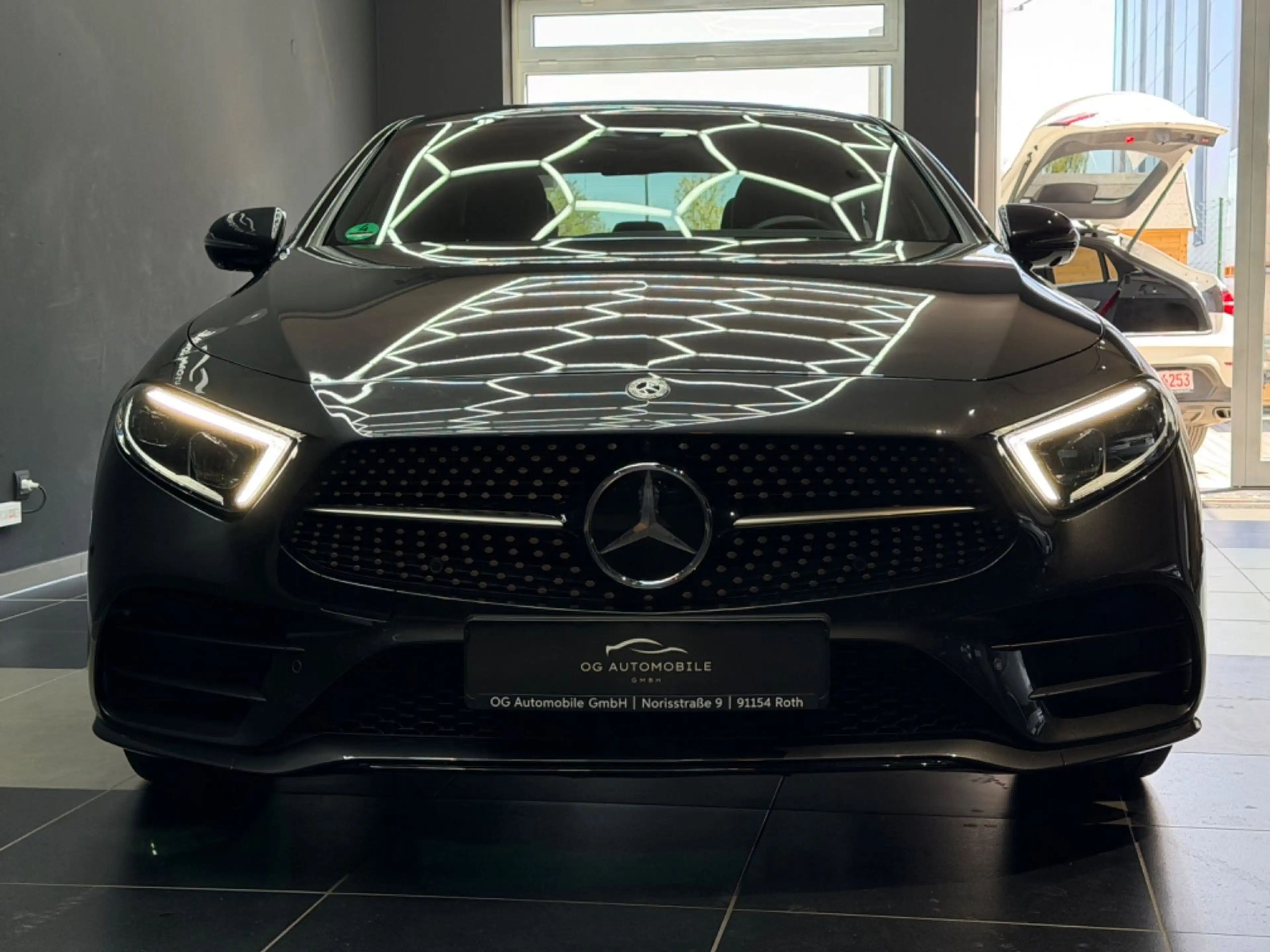 Mercedes-Benz CLS 450 Edition 1 AMG*360*MEMORY*AMBIENTE*DISTR* — photo 3