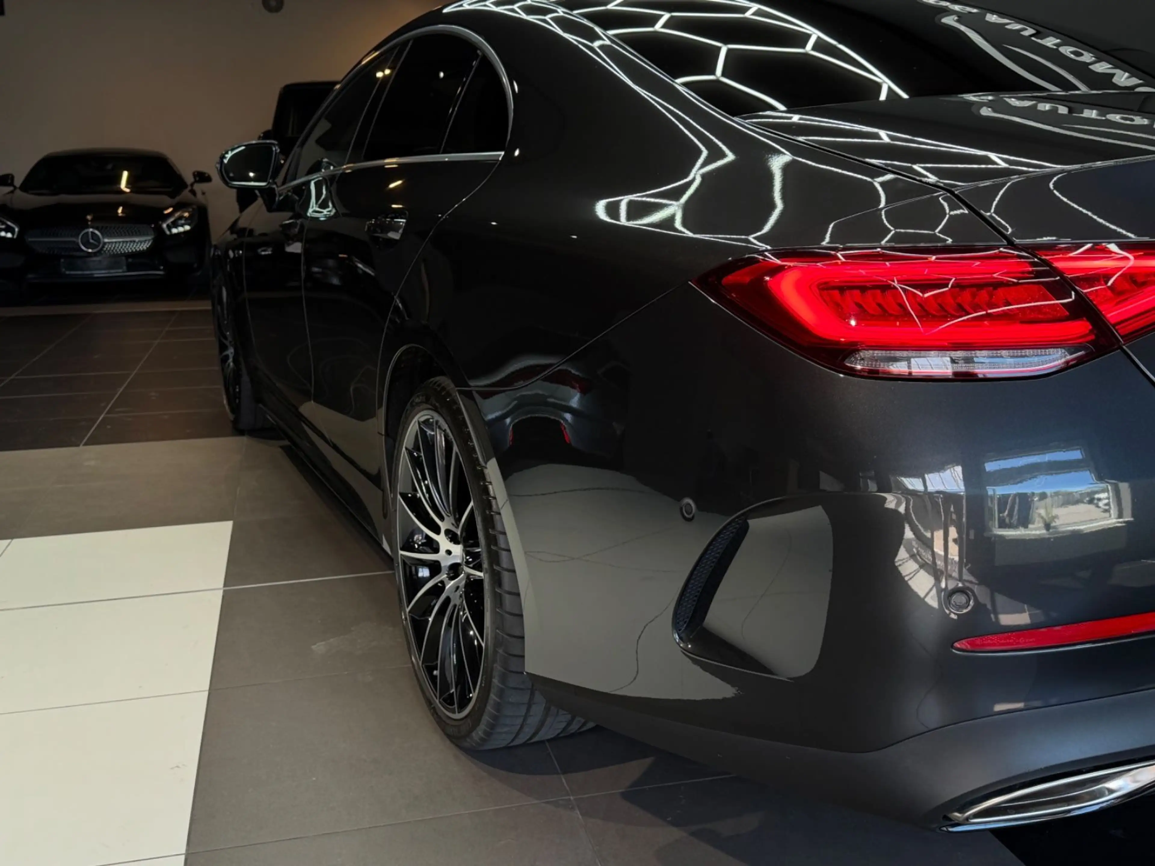 Mercedes-Benz CLS 450 Edition 1 AMG*360*MEMORY*AMBIENTE*DISTR* — photo 7
