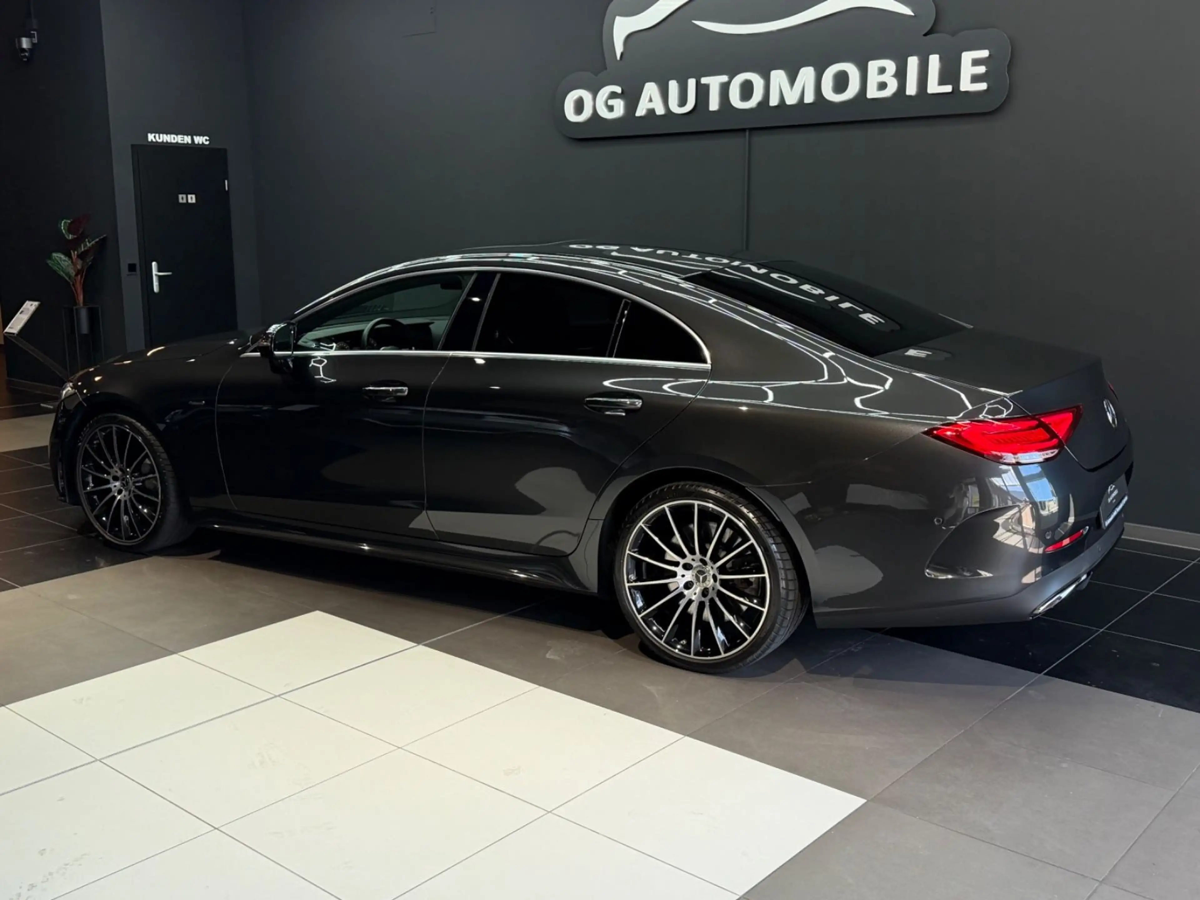 Mercedes-Benz CLS 450 Edition 1 AMG*360*MEMORY*AMBIENTE*DISTR* — photo 5