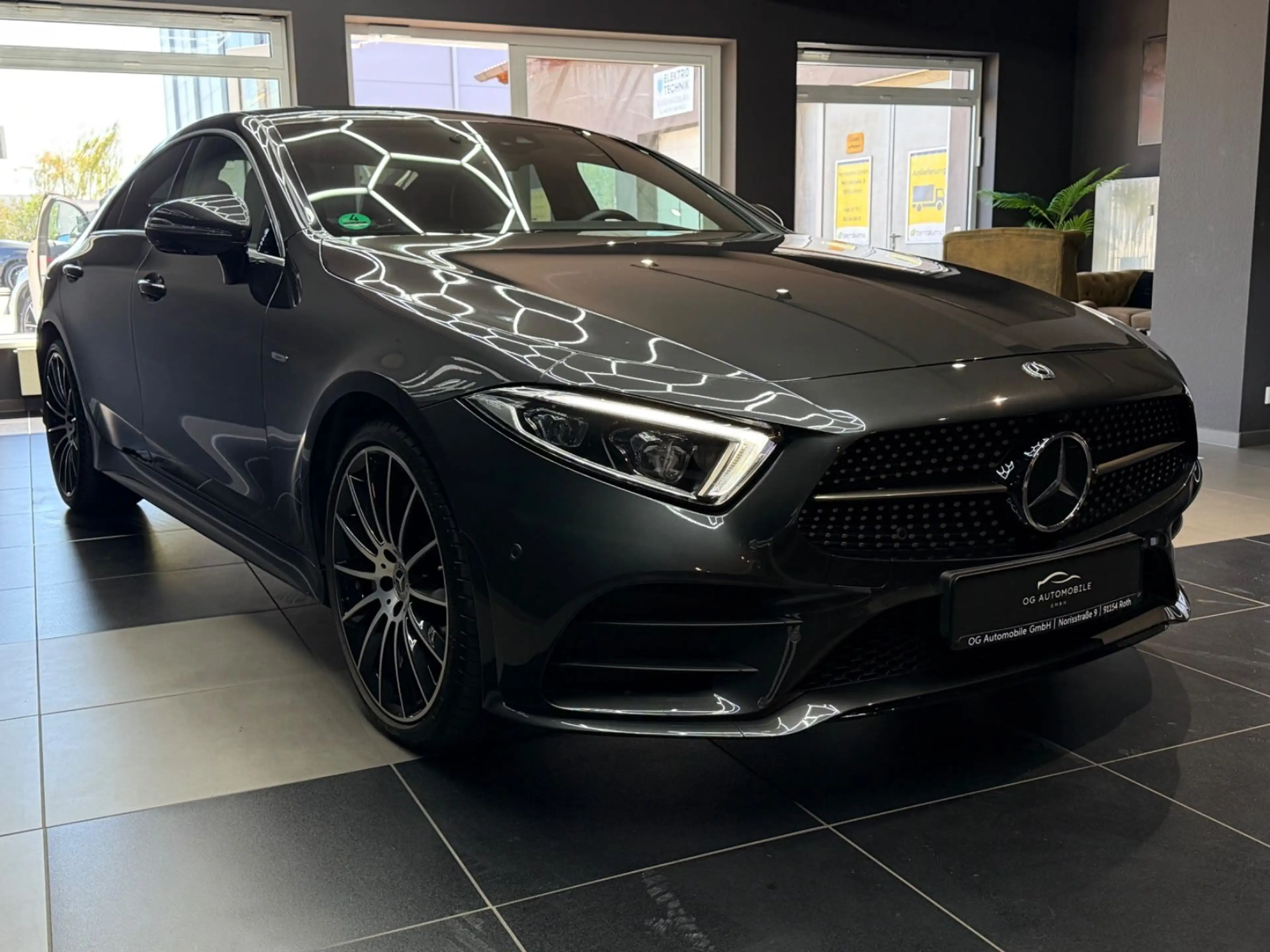Mercedes-Benz CLS 450 Edition 1 AMG*360*MEMORY*AMBIENTE*DISTR* — photo 4
