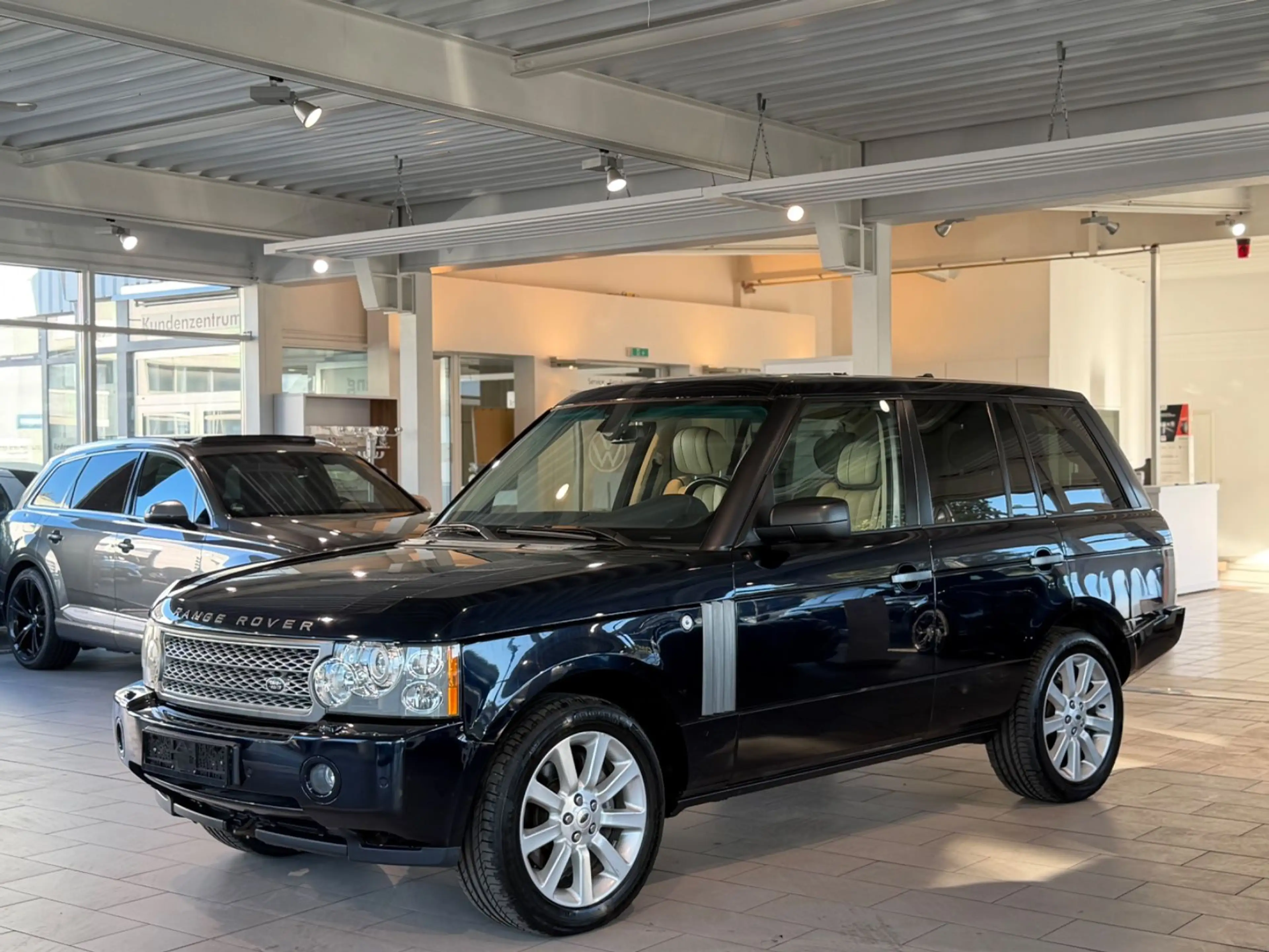 Land Rover Range Rover V8 TD Vogue*NAVI*S-DACH*AHK*RFK*STHZ