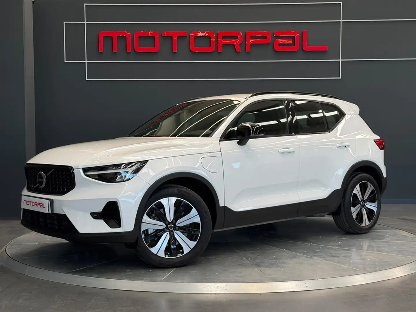 Volvo XC40 T5 Recharge Plus Dark Aut. Blanco - 1
