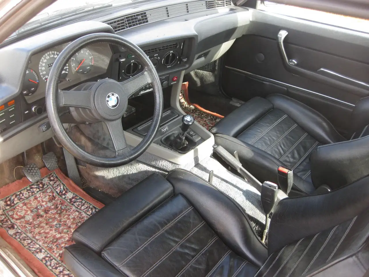 BMW 635 CSI E24 Schalter, Leder, foto 6