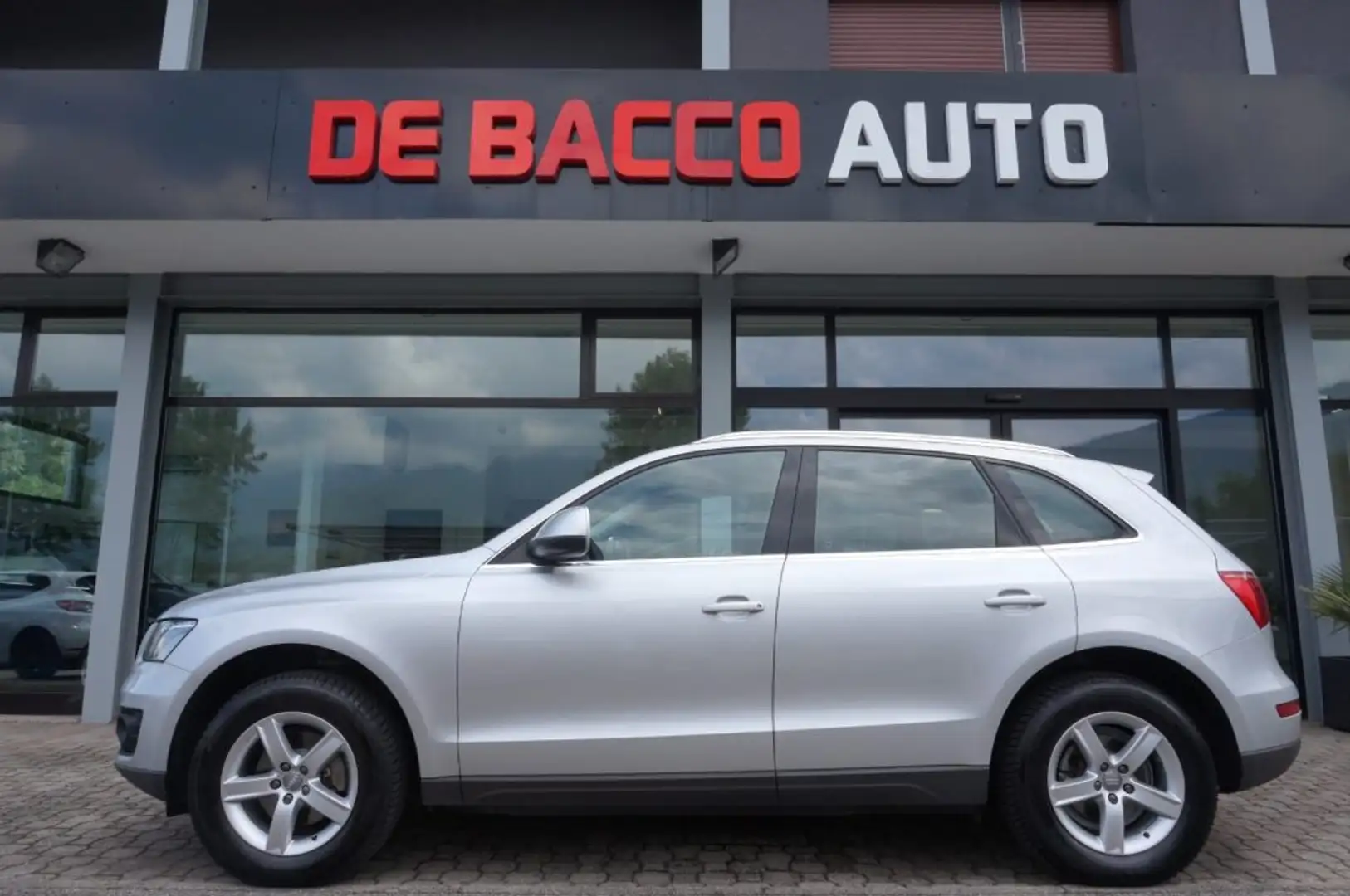 Audi Q5 2.0 TFSI 211 CV quattro S tronic (GPL) Argento - 2