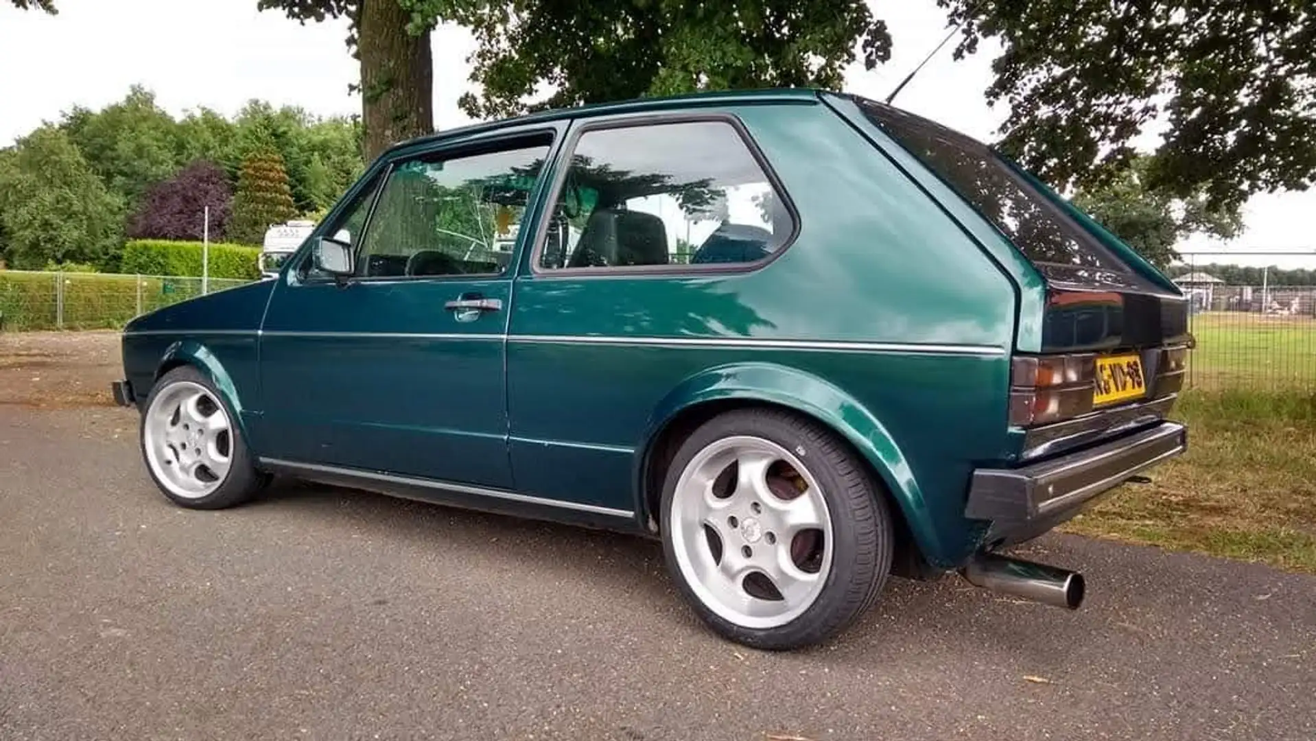 Volkswagen Golf GTI 1.8 Verde - 1