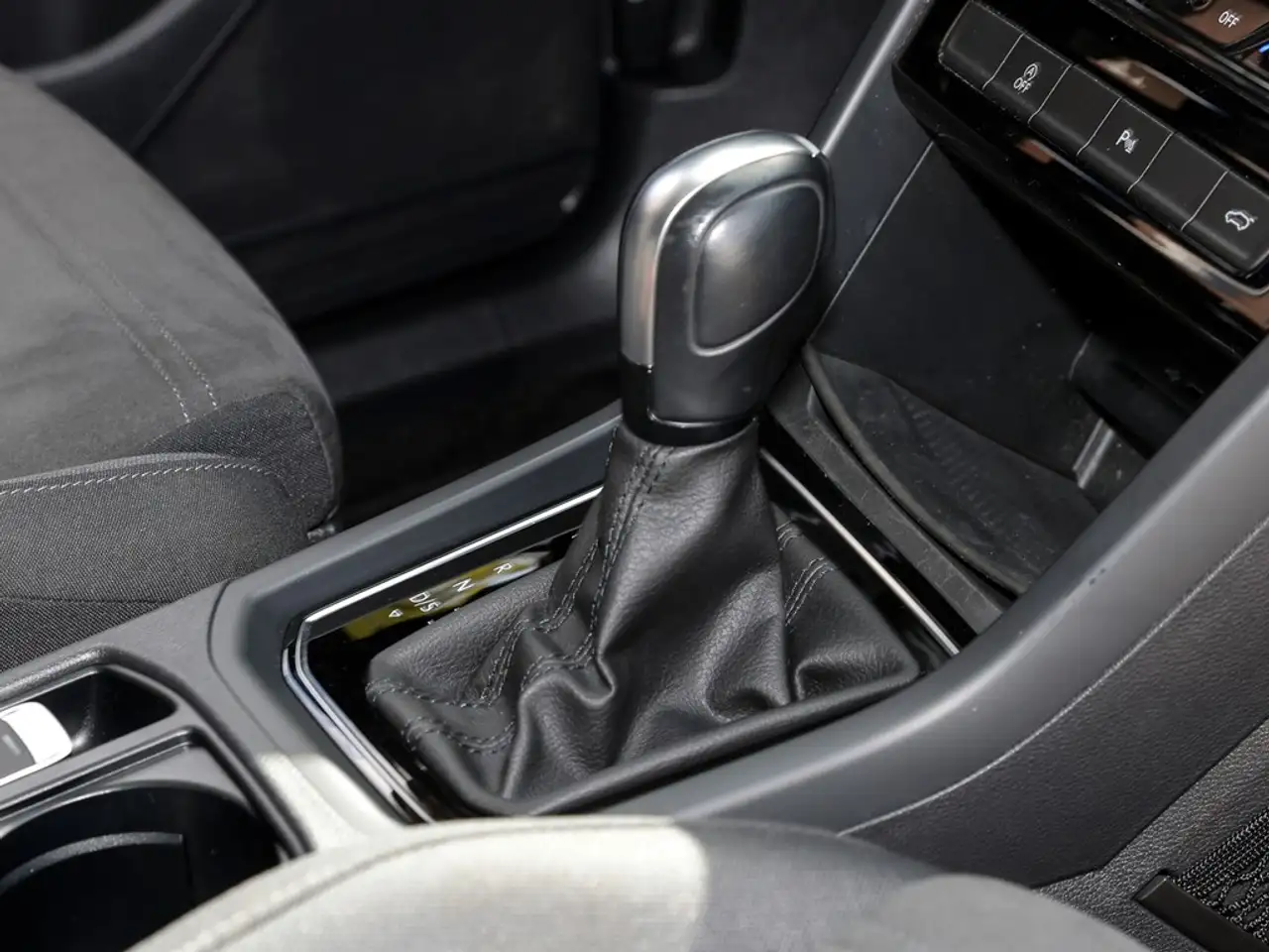 Volkswagen Touran Highline 1.5 TSI DSG AHK, Panoramadach, Navi, миниатюра 8