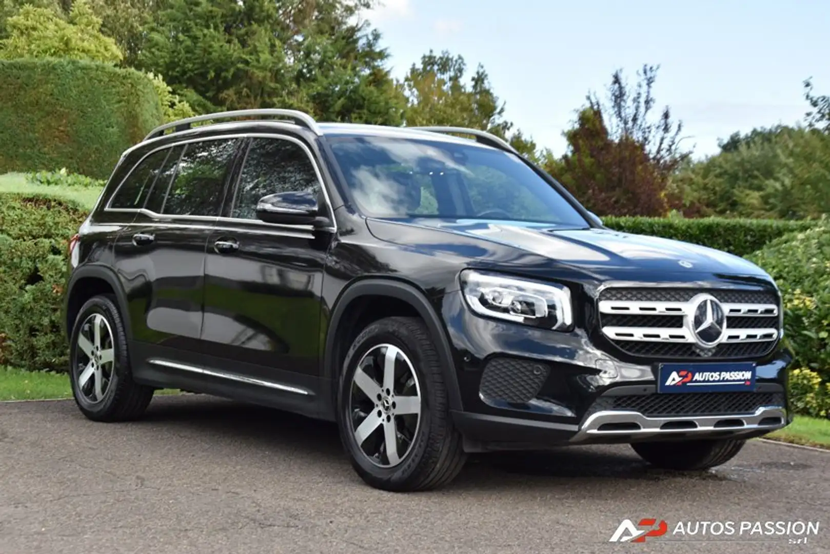 Mercedes-Benz GLB 200 Business Solution | Full LED | Light Pack | DAB Zwart - 2