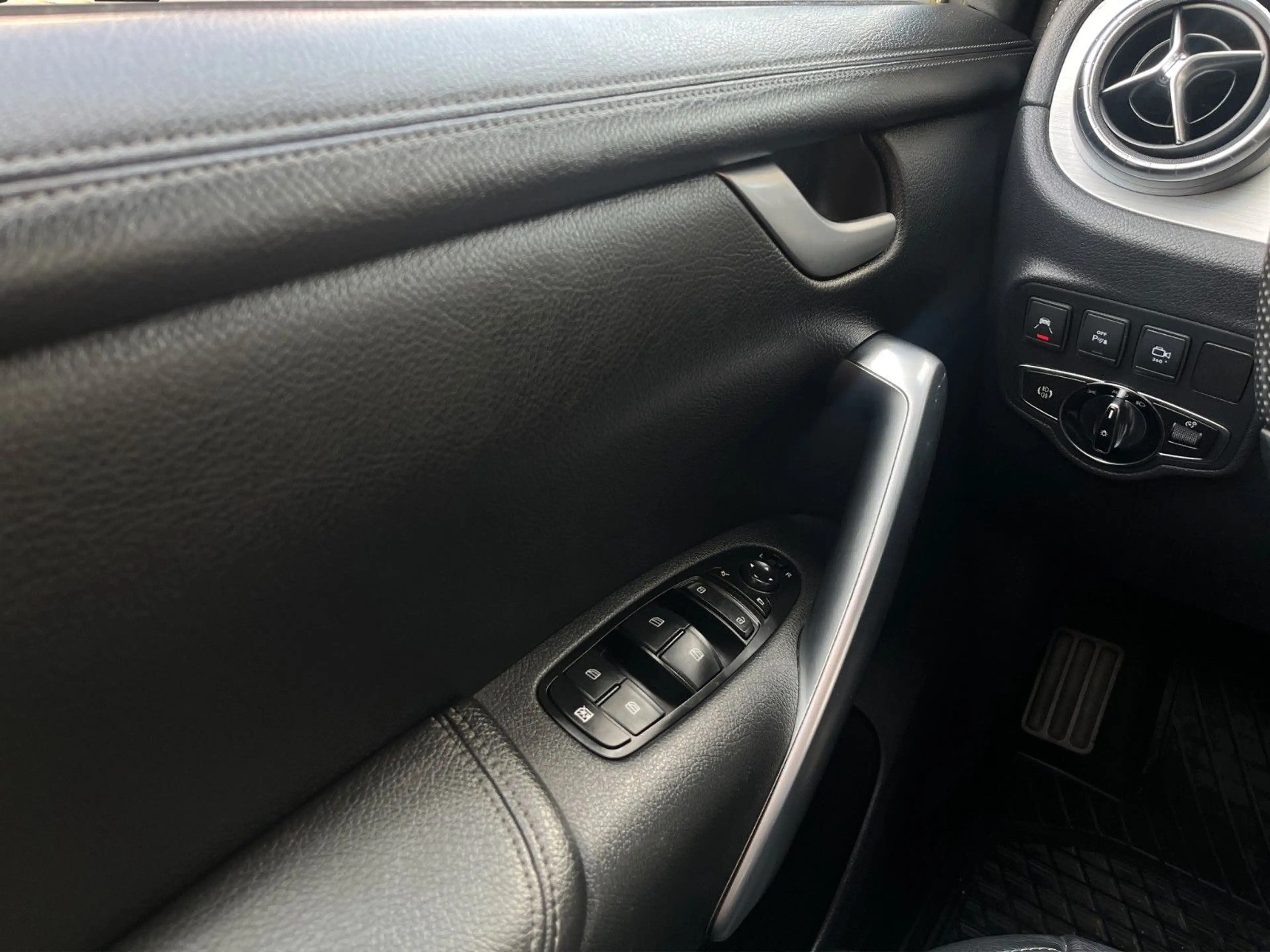 Mercedes-Benz X 250 d 4Matic DK Edition Power — photo 9