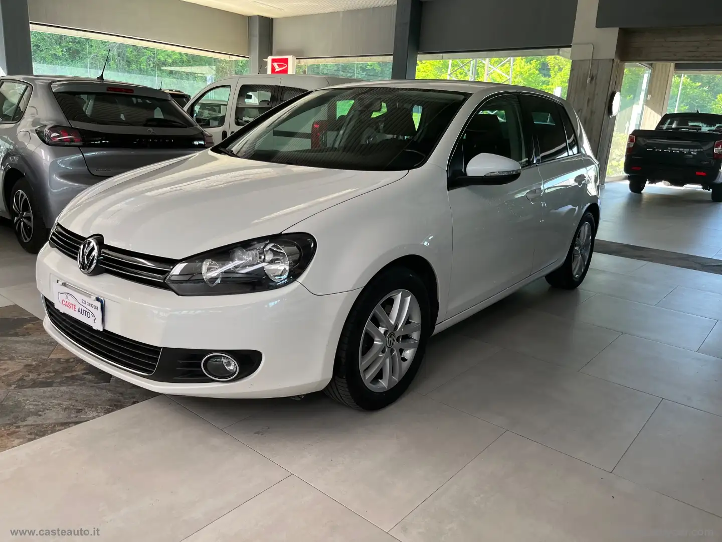 Volkswagen Golf 2.0 TDI 140 CV 5p. Highline DISTRIBUZIONE A 193000 Blanc - 1