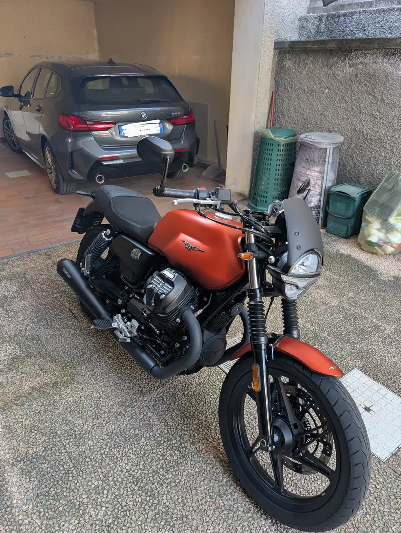 Moto Guzzi V 7 v7 stone IV Portocaliu - 1