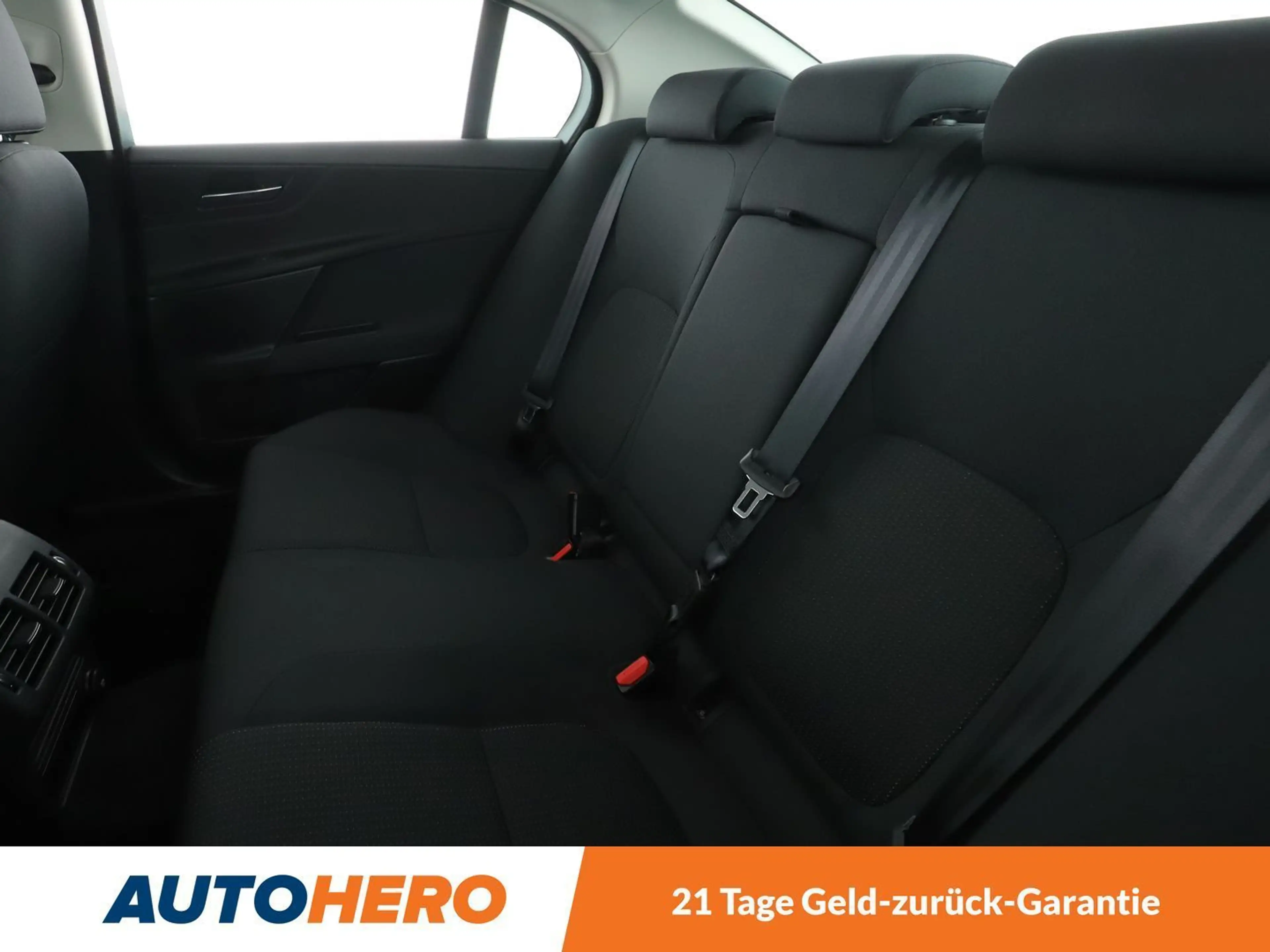 Jaguar XE 25t HSE Aut.*NAVI*LED*TEMPO*PDC*SHZ* — photo 15