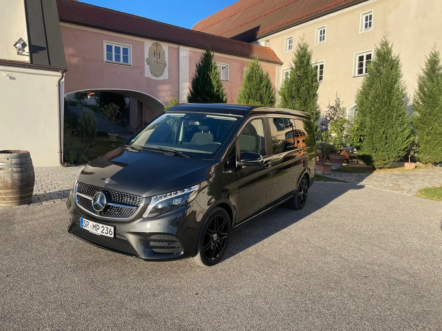 Mercedes-Benz V 300 Marco Polo Edition AMG Styling Gris - 2