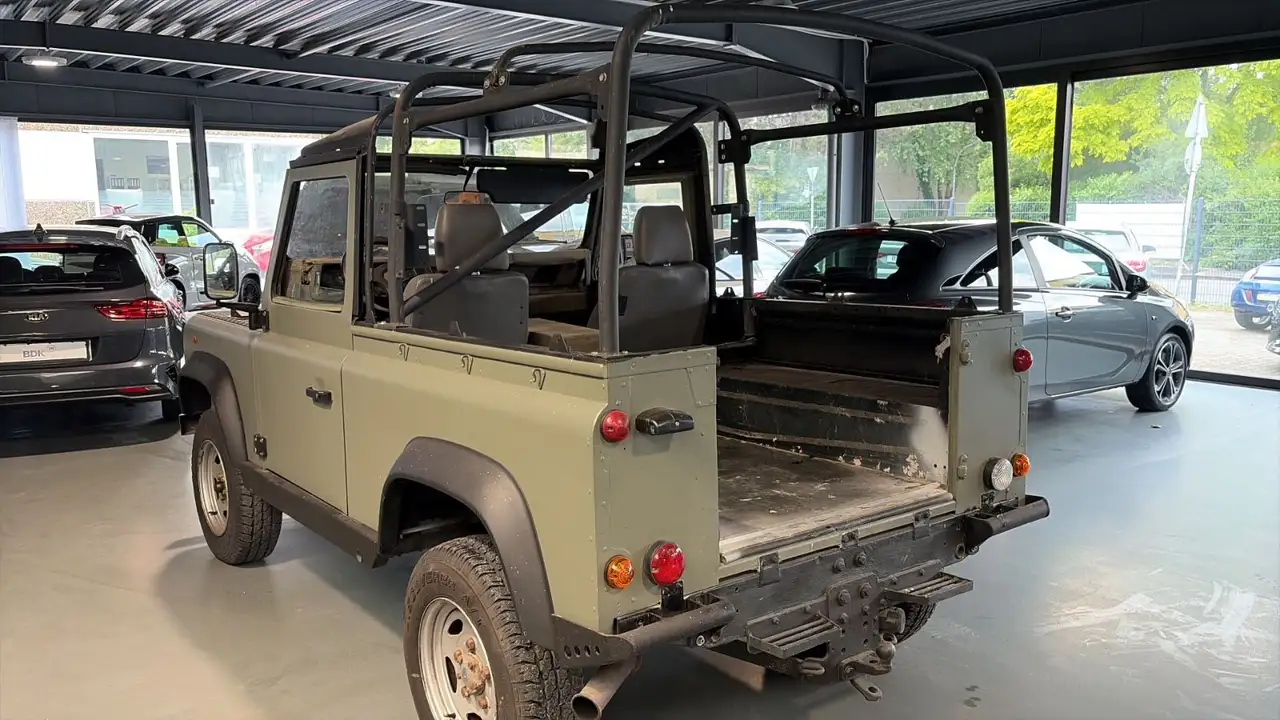 Land Rover Defender mit Hardtop und Softtop, foto 2