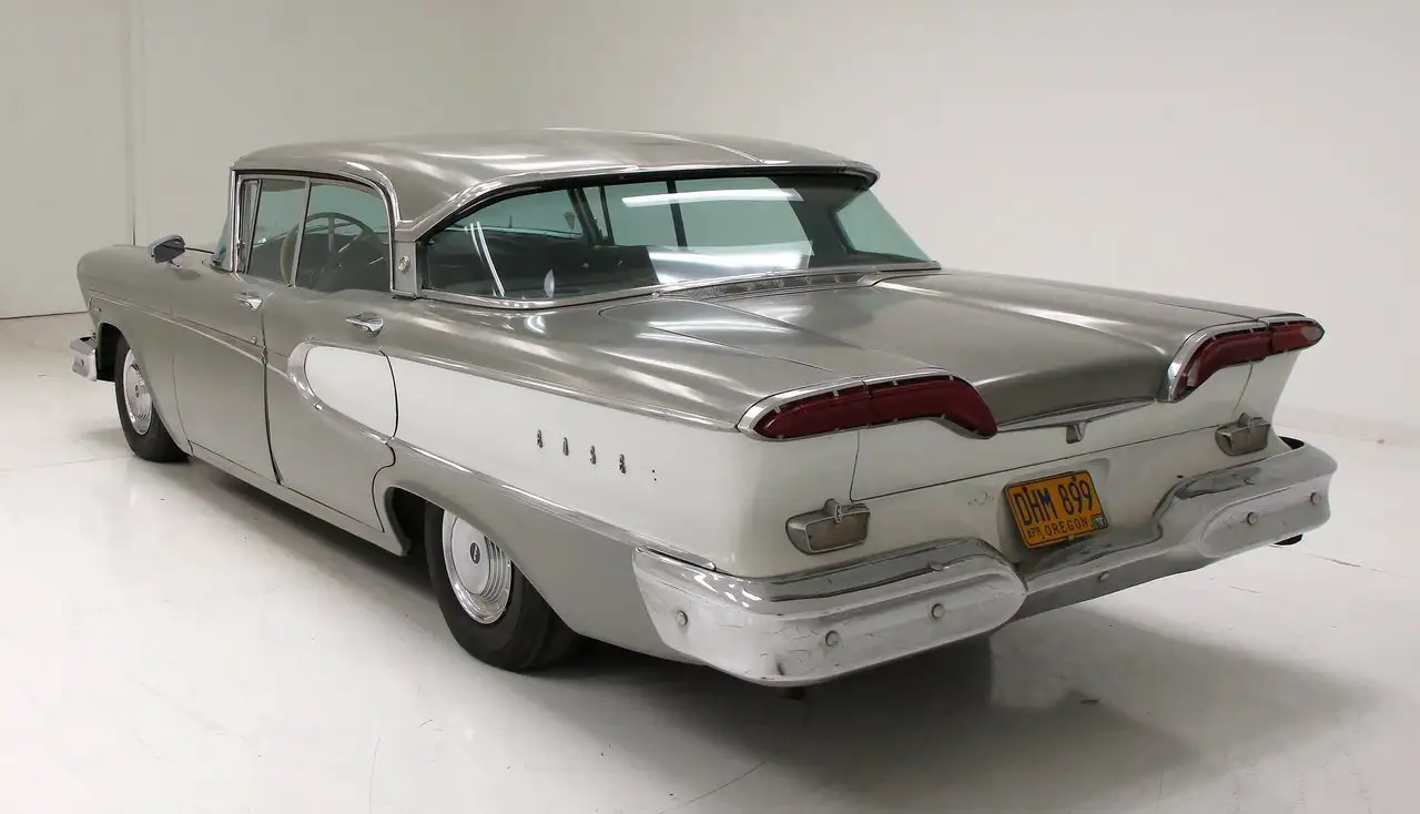 Edsel Corsair 4 Door Hardtop, foto 3