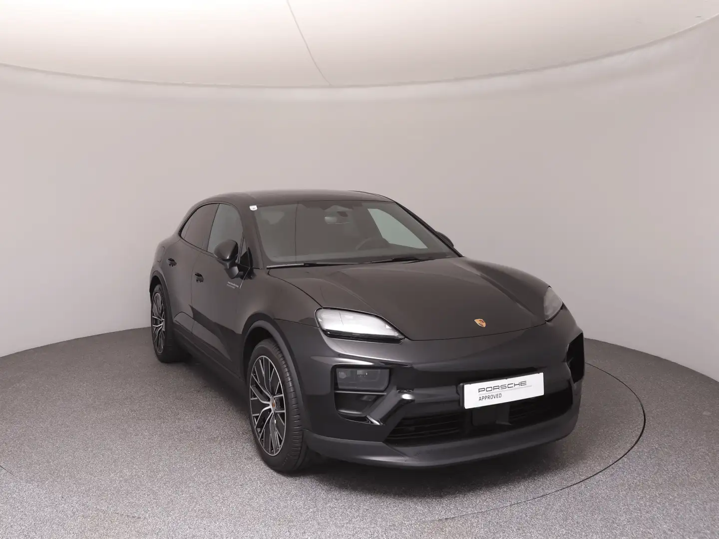 Porsche Macan Schwarz - 2