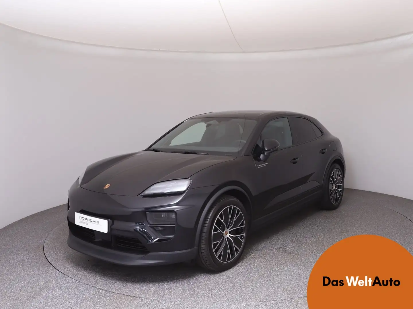 Porsche Macan Schwarz - 1