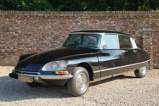 Citroen DS 23 Pallas "Original paint - 56.000 kms" In excepti