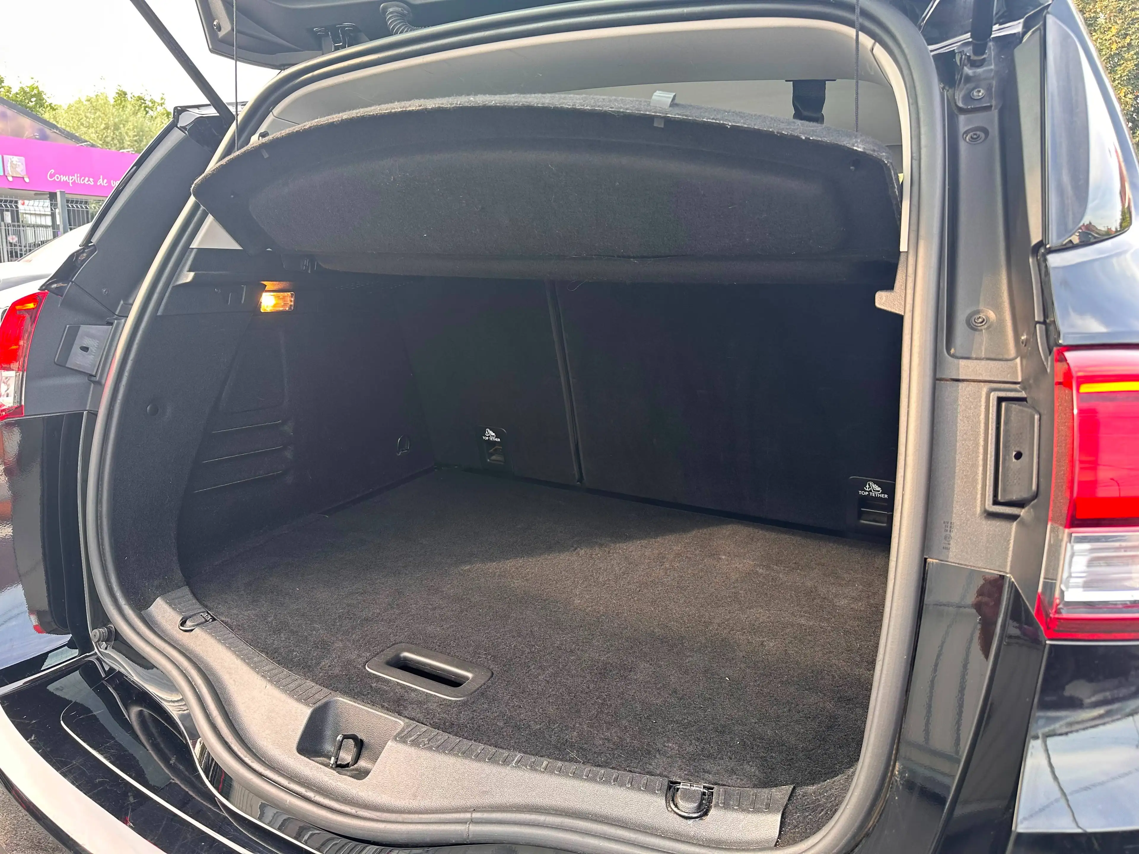 Renault Scenic Scenic 1.33 TCe Corporate / Att. Remorque — photo 24