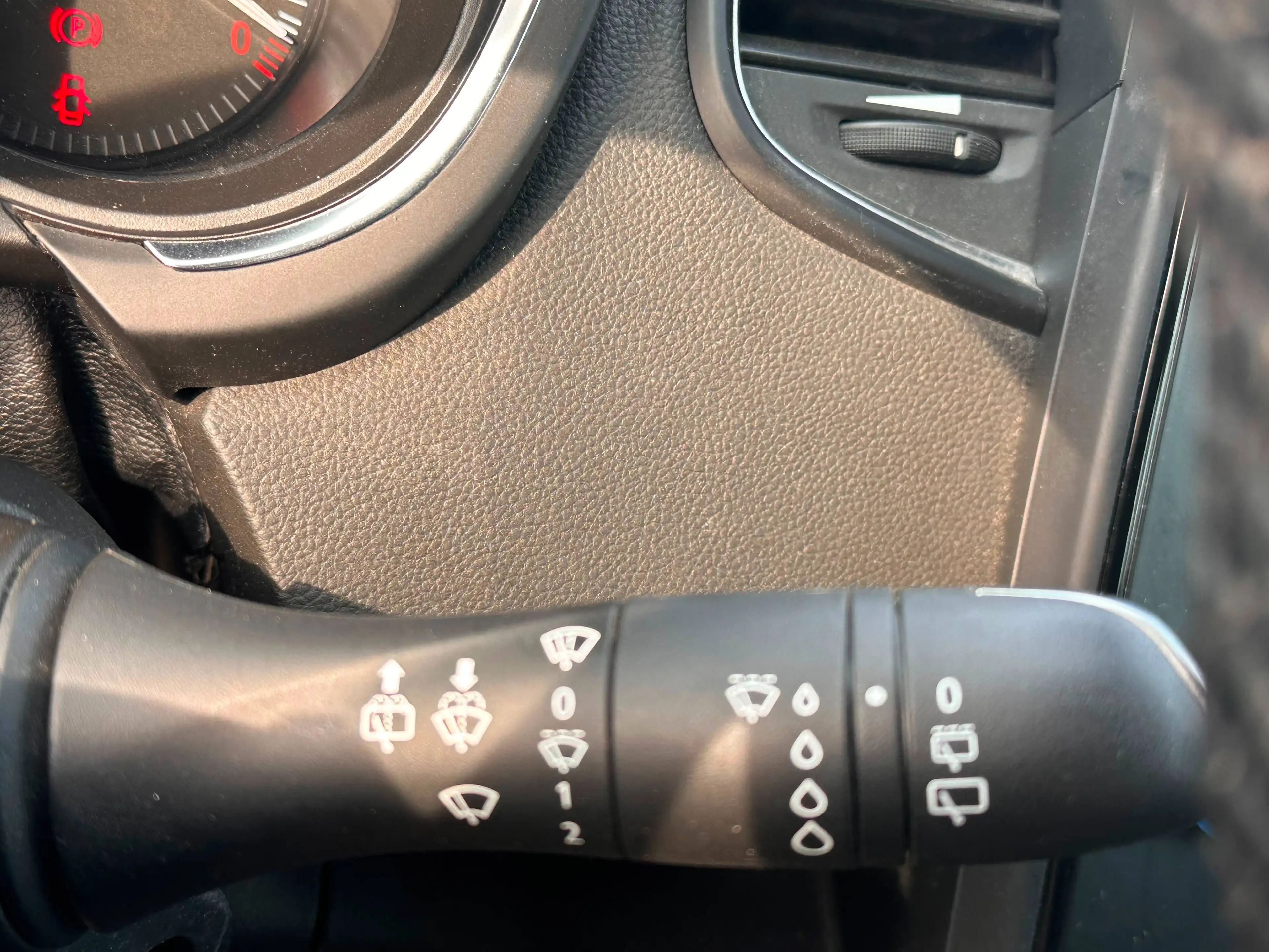 Renault Scenic Scenic 1.33 TCe Corporate / Att. Remorque — photo 14