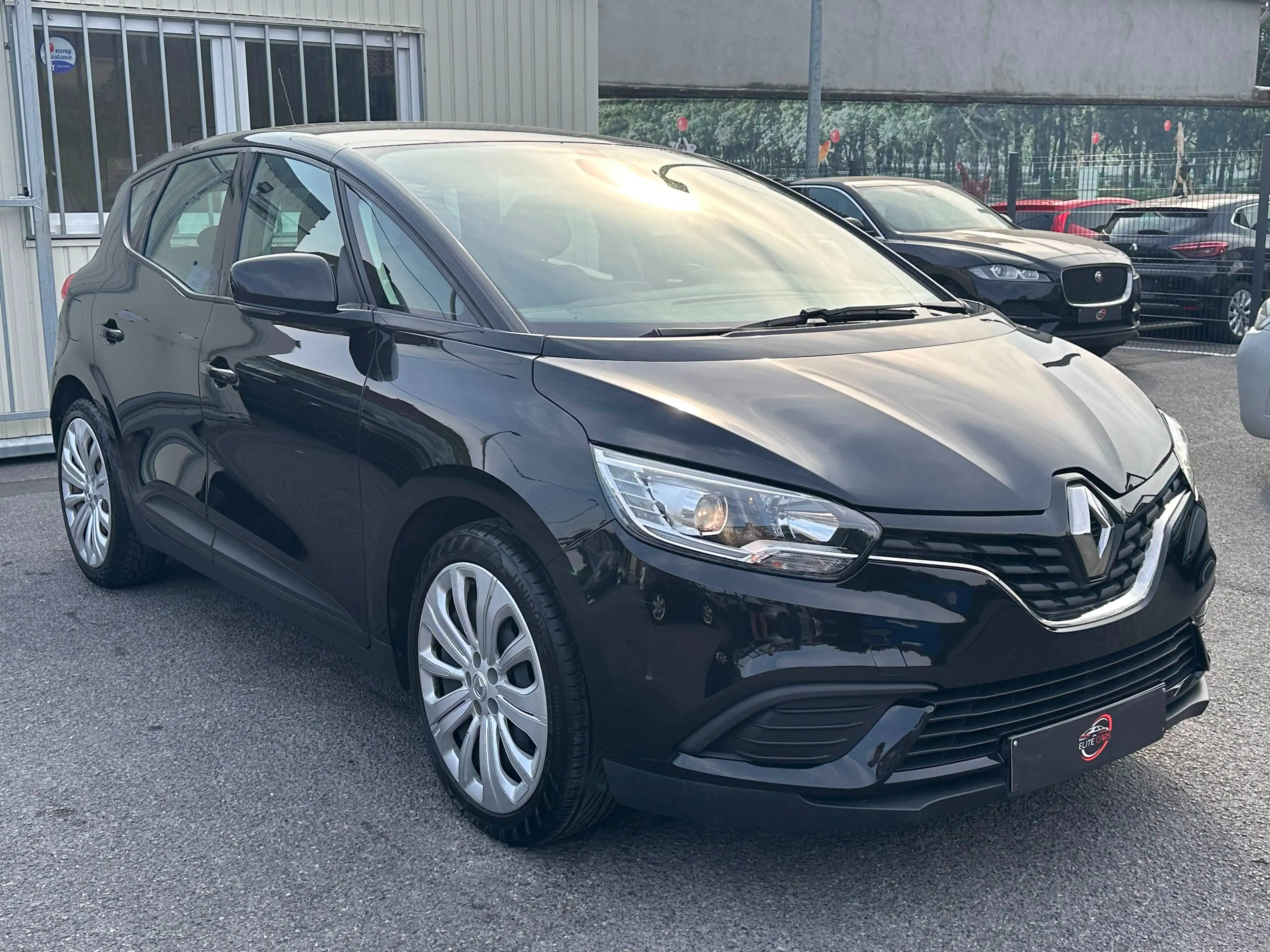 Renault Scenic Scenic 1.33 TCe Corporate / Att. Remorque — photo 3