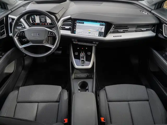 Audi Q4 E-Tron view 10