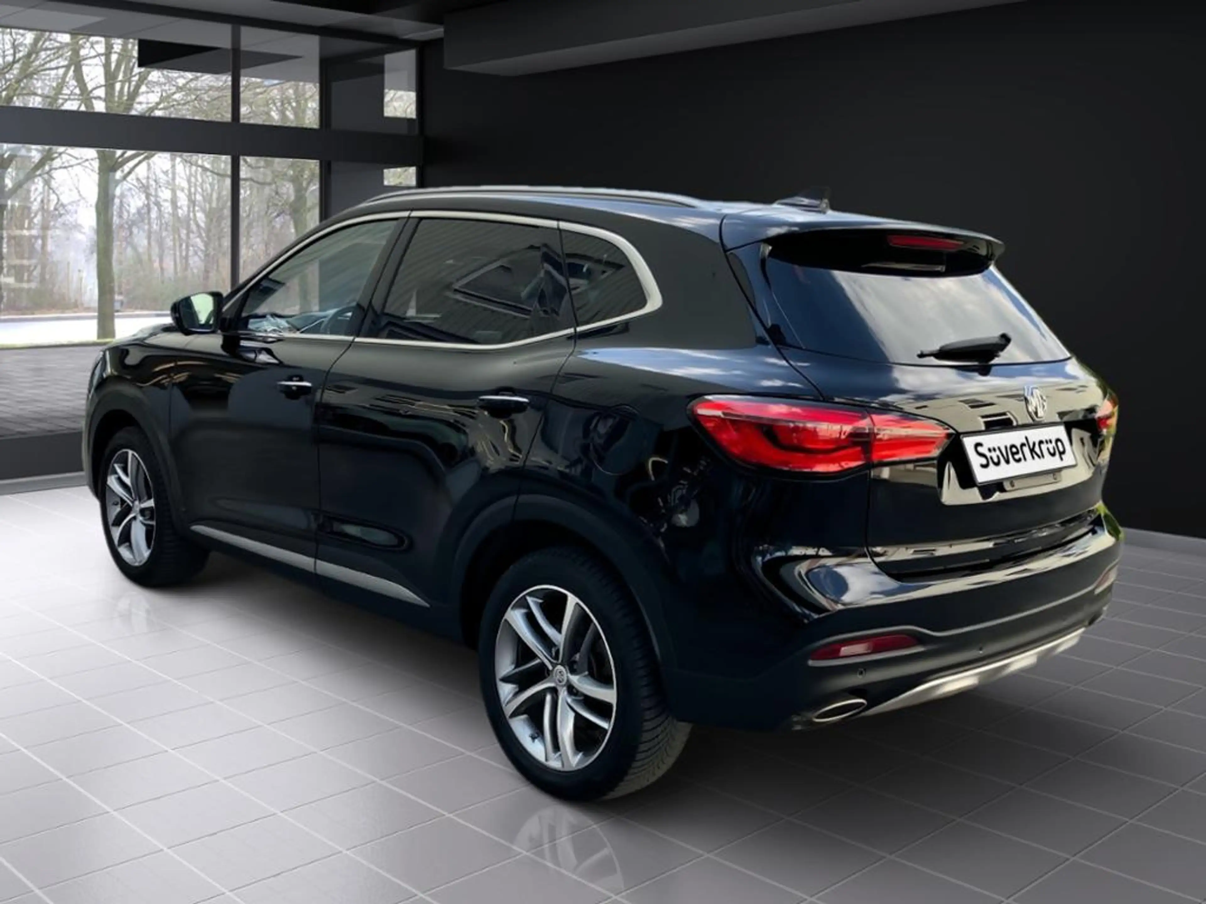 MG EHS Luxury Plug-in Hybrid  DISTR KAMERA PANO PDC — photo 8