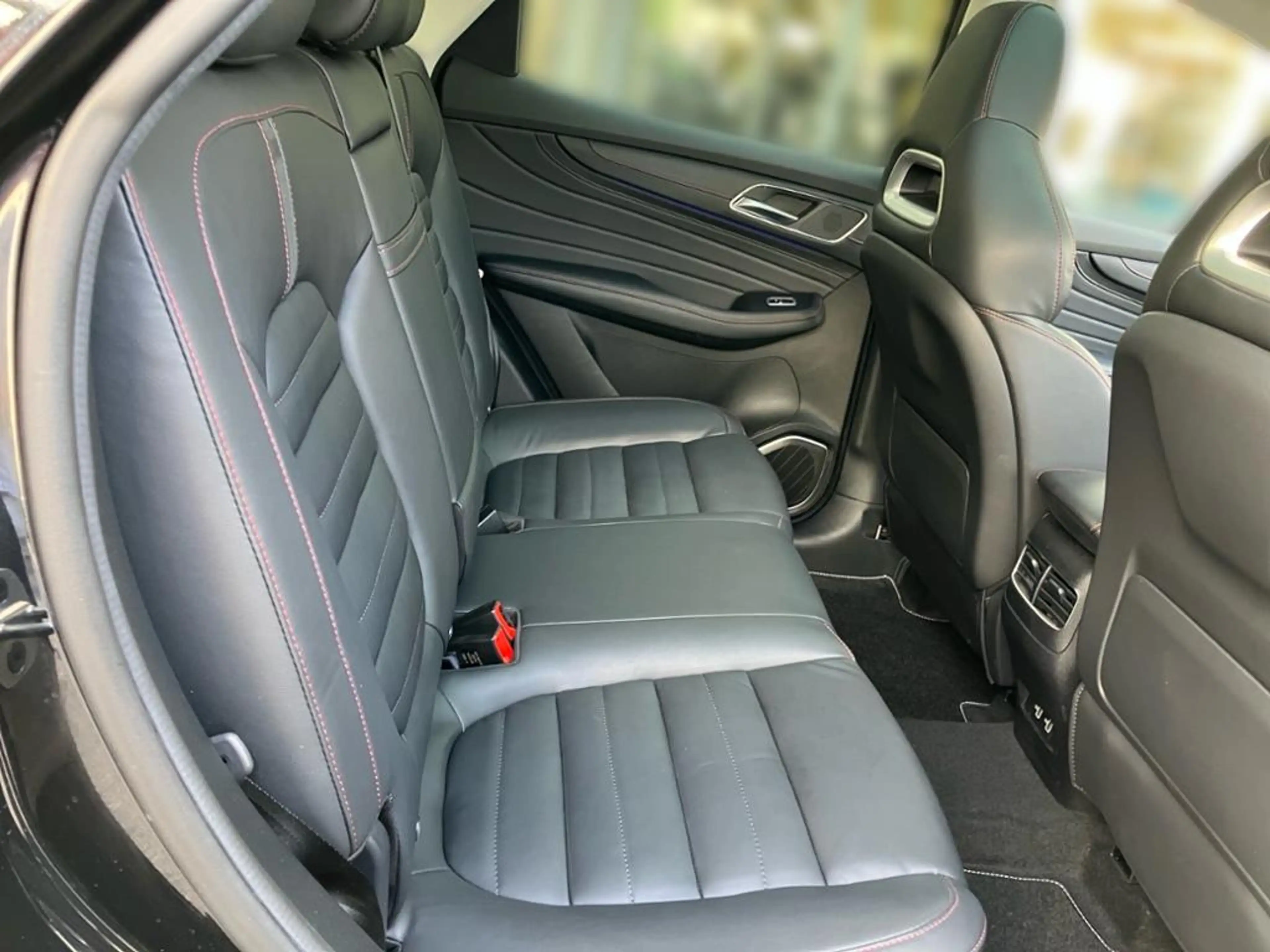 MG EHS Luxury Plug-in Hybrid  DISTR KAMERA PANO PDC — photo 13