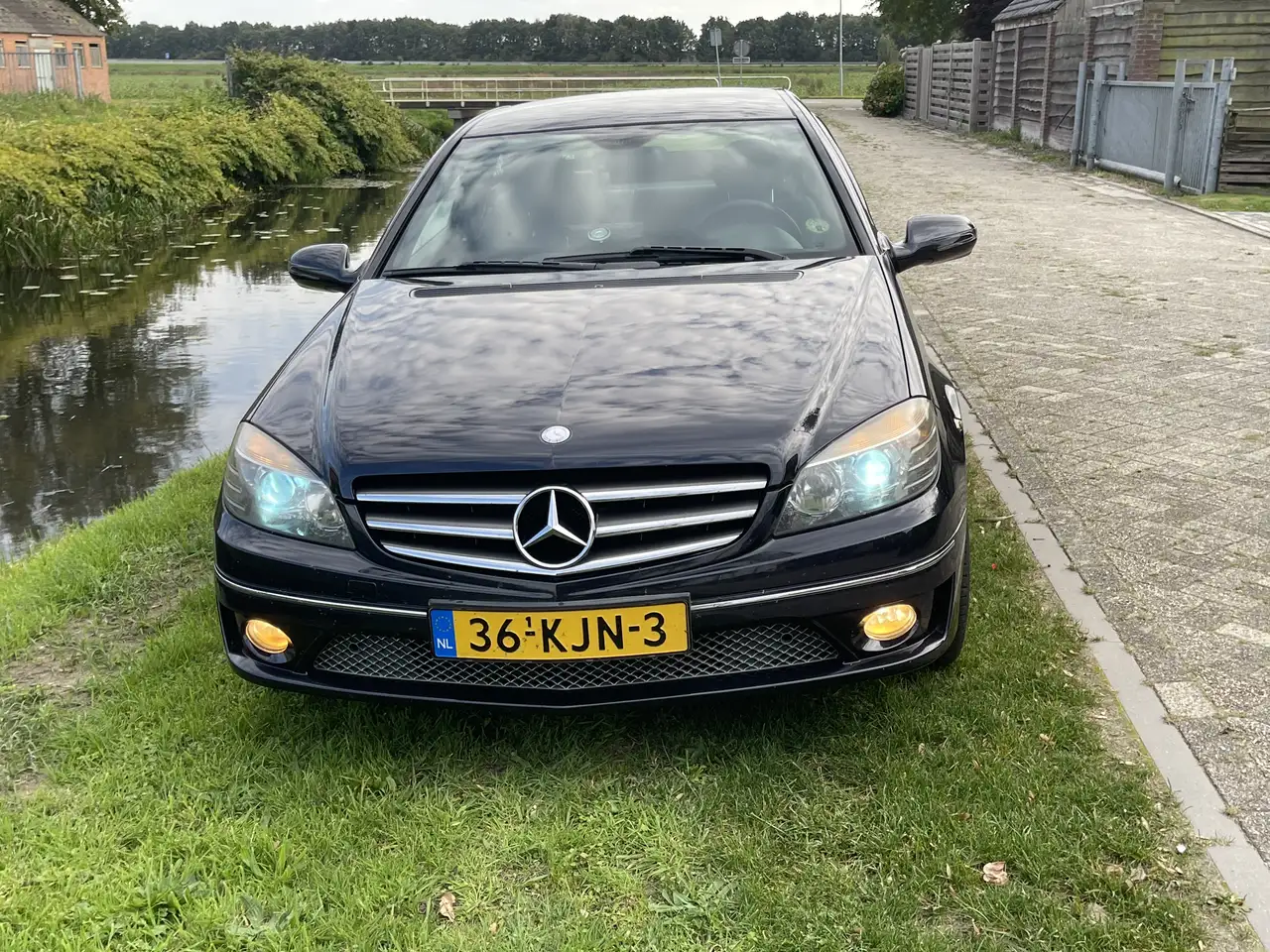 Mercedes-Benz C 180