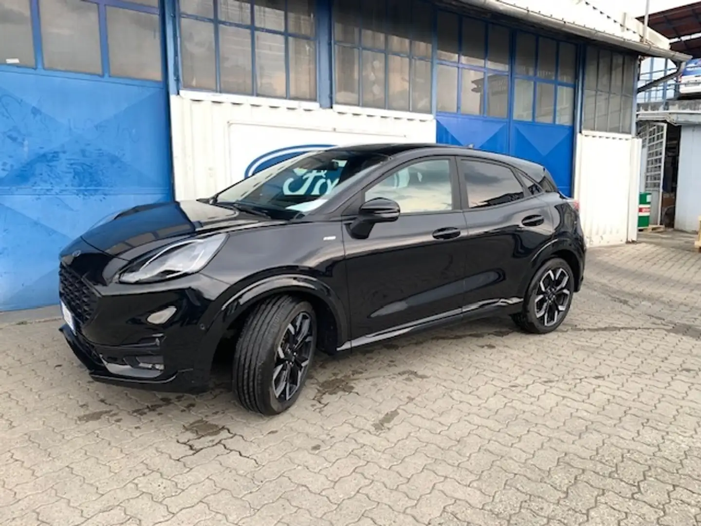 Ford Puma 1.0 EcoBoost Hybrid ST-Line X Nero - 1