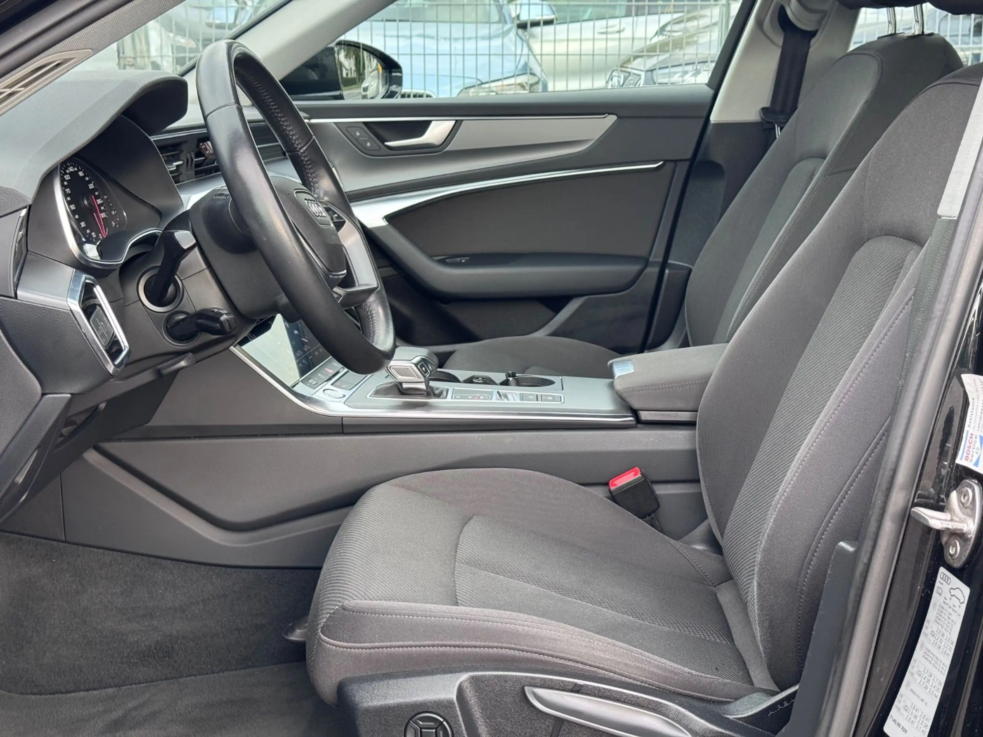 Audi A6 Avant 35 TDI basis — photo 12
