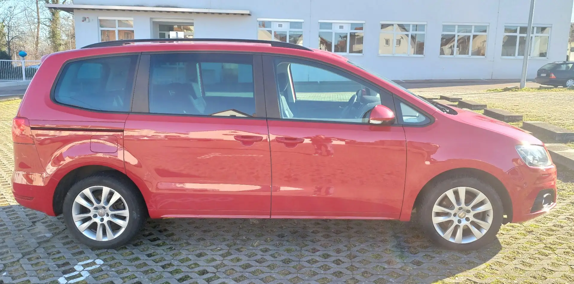 SEAT Alhambra 2.0 TSI DSG Style Rouge - 2