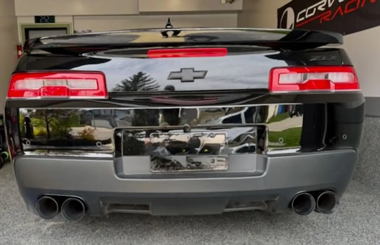 Chevrolet Camaro снимка Chevrolet Camaro