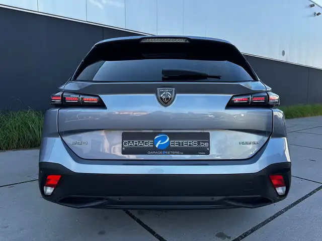 Peugeot 308 SW view 4