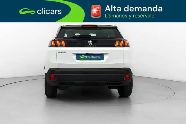 Peugeot 3008 view 4