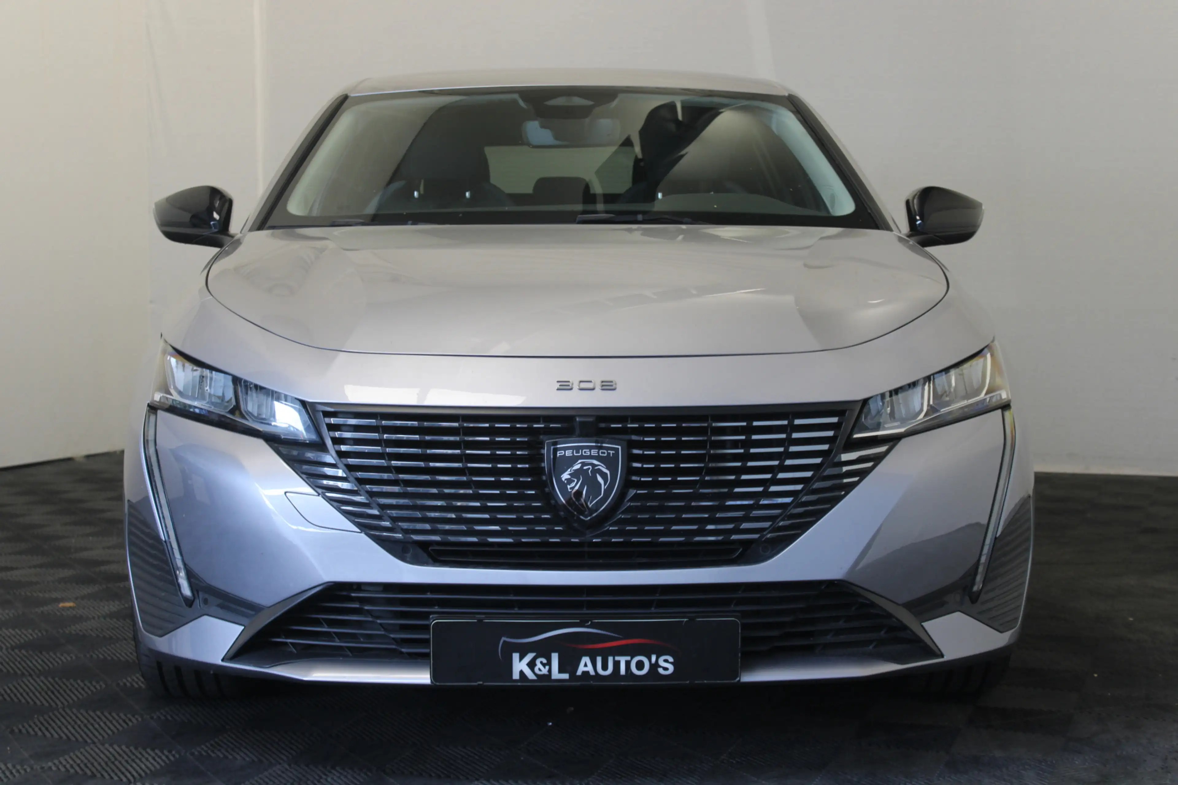 Peugeot 308 1.6 Plug-in Hybrid 180 Allure — photo 3