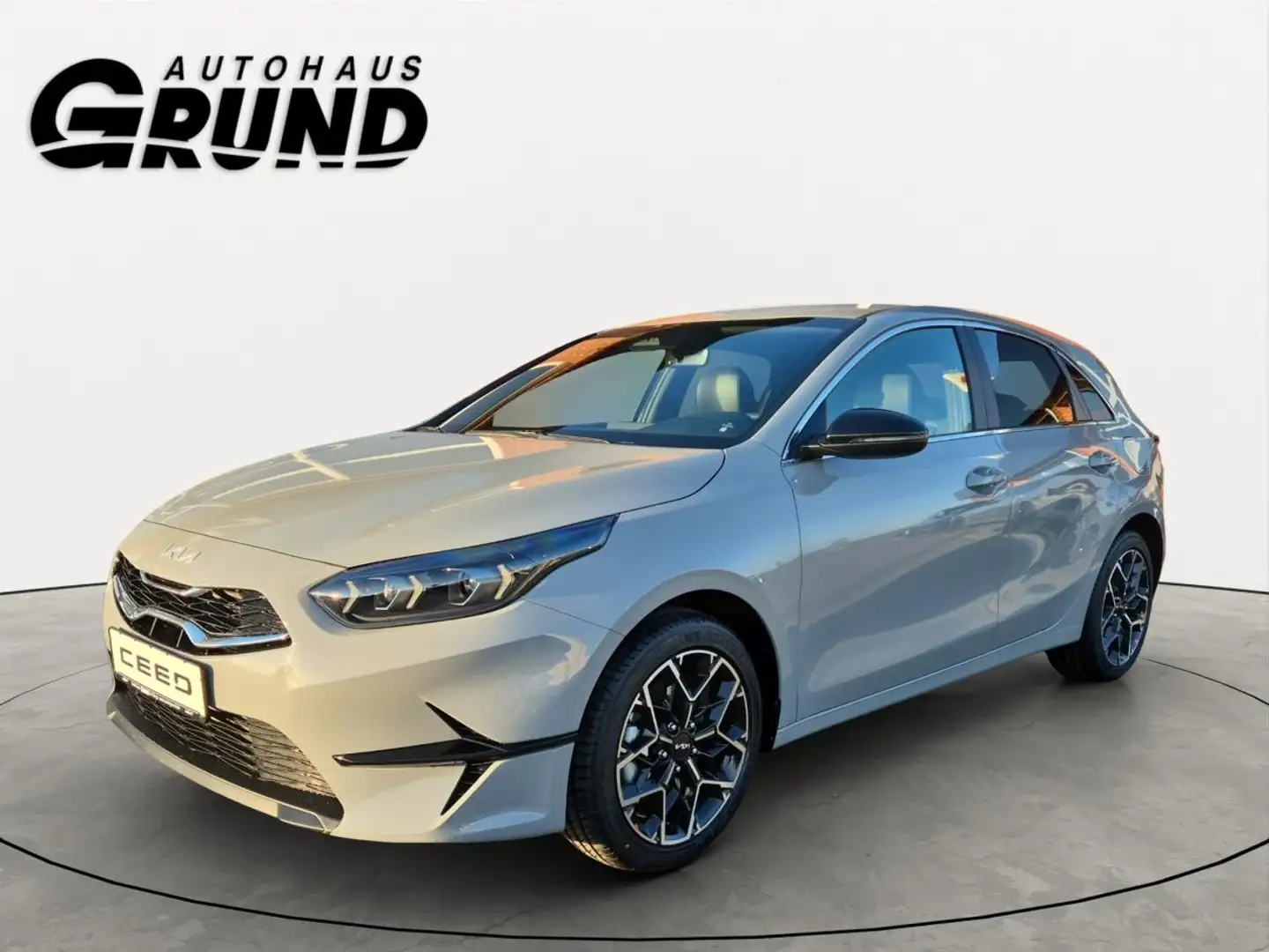 Kia Ceed / cee'd 1.5T NIGHTLINE💥JUNI AKTION💥 | LED | NAVI | SHZ | Grau - 1