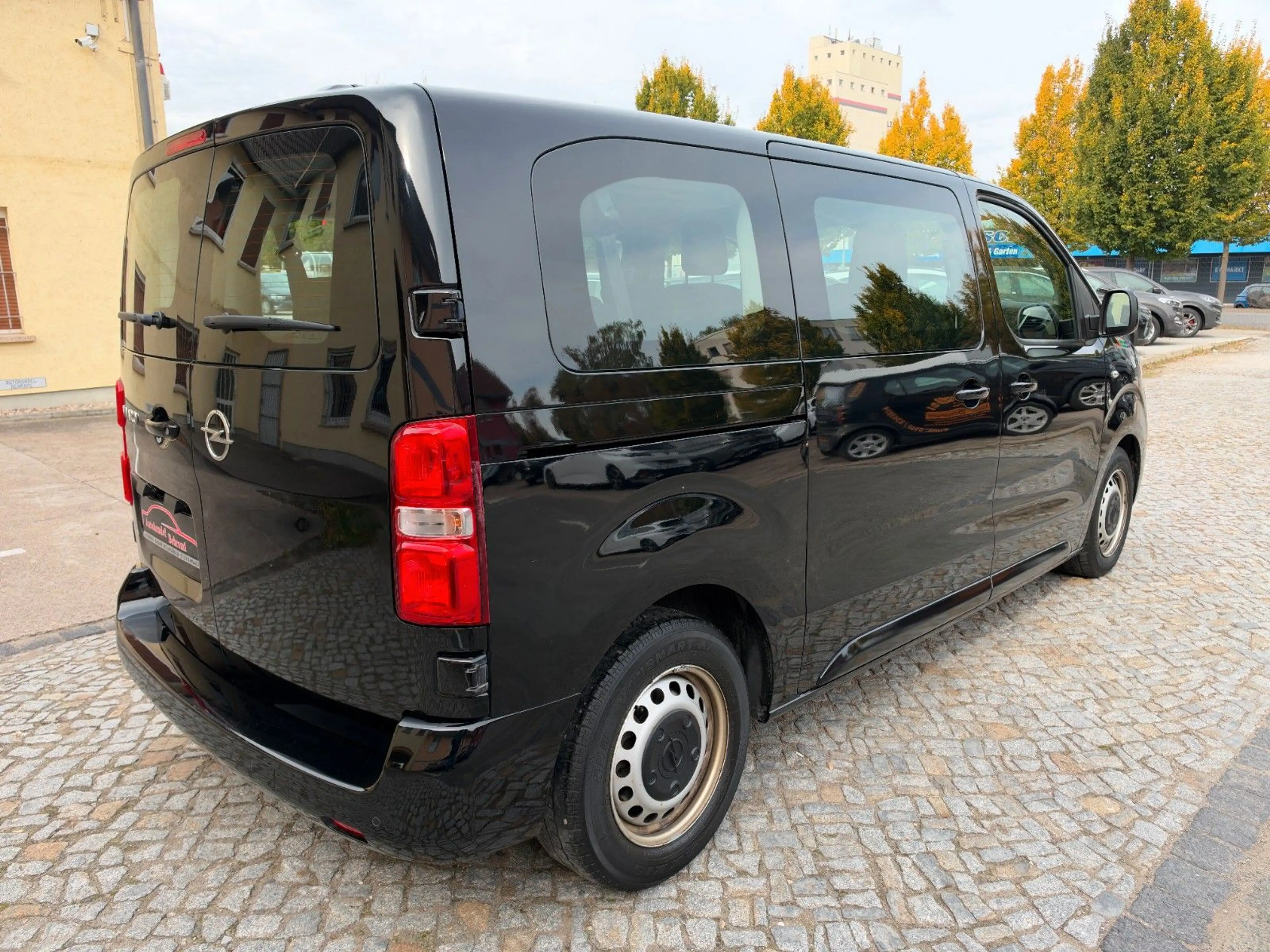Opel Vivaro C 1.5 CDTI Kombi L2 Klima Navi 7 Sitze — photo 2