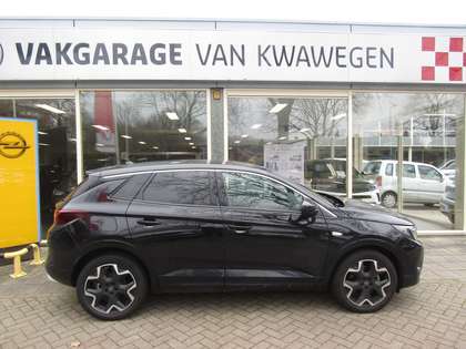 Opel Grandland 1.2 Turbo 130pk S&amp;S Business Elegance