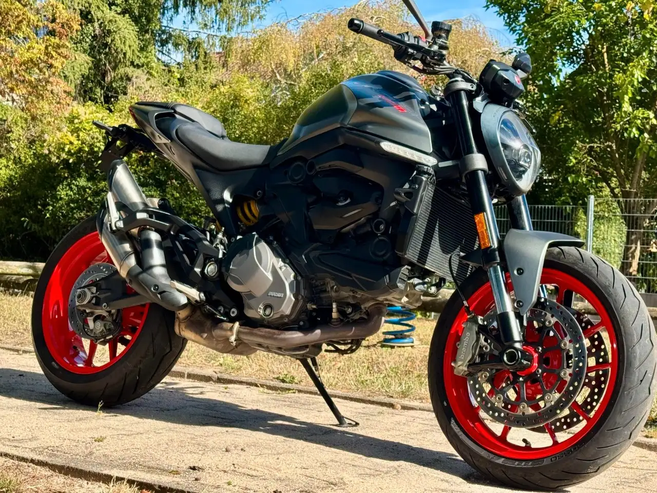 Ducati Monster 937