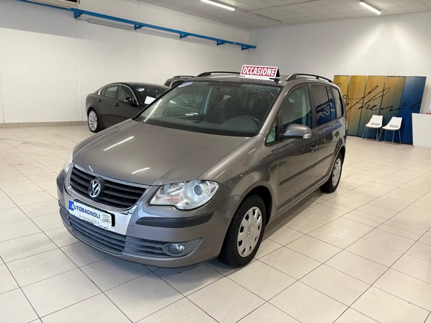 Volkswagen Touran CONCEPTLINE 1.6 102 CV 5mt Gris - 1