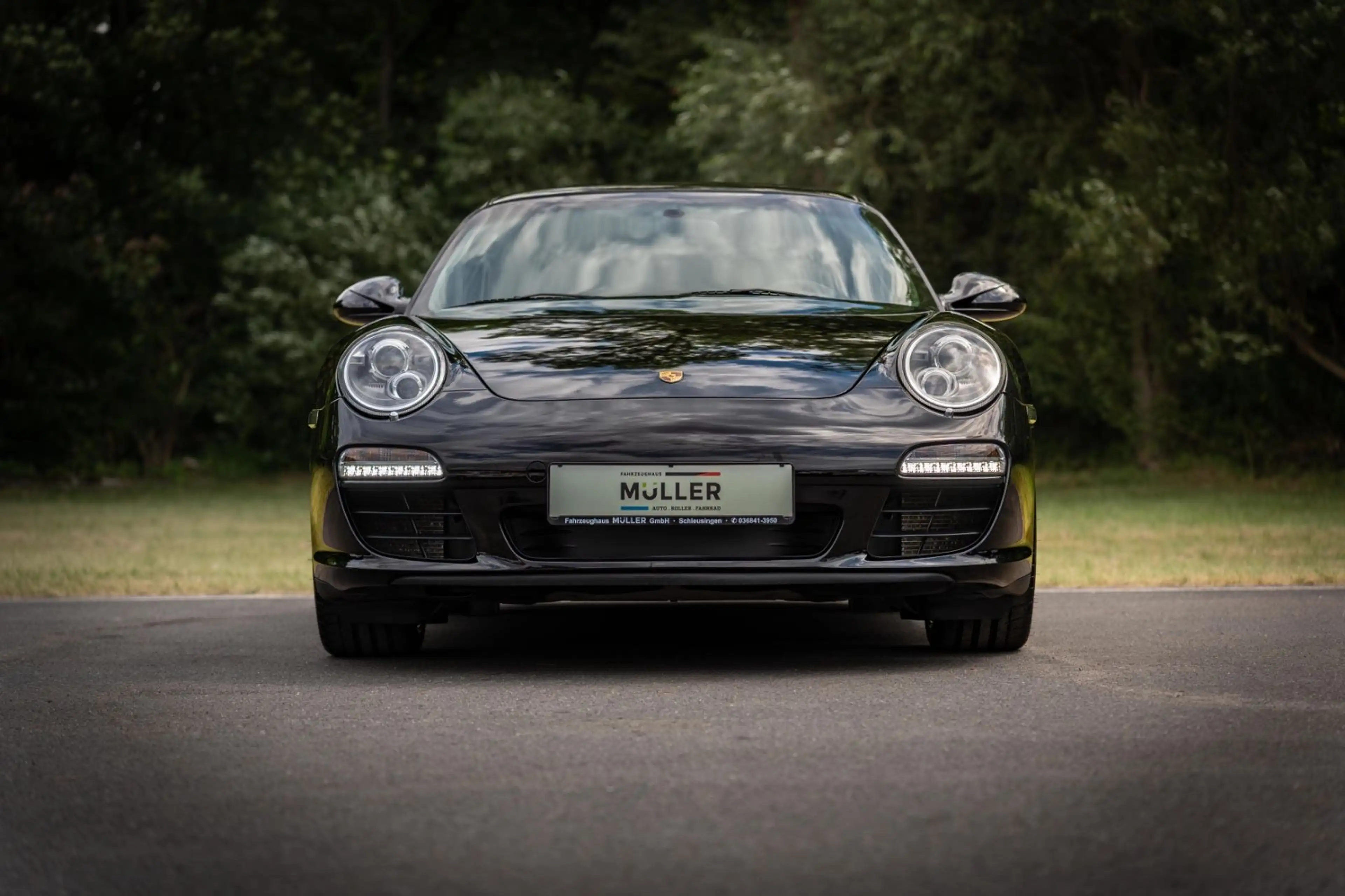 Porsche 911 Carrera Black Edition Coupe — photo 2