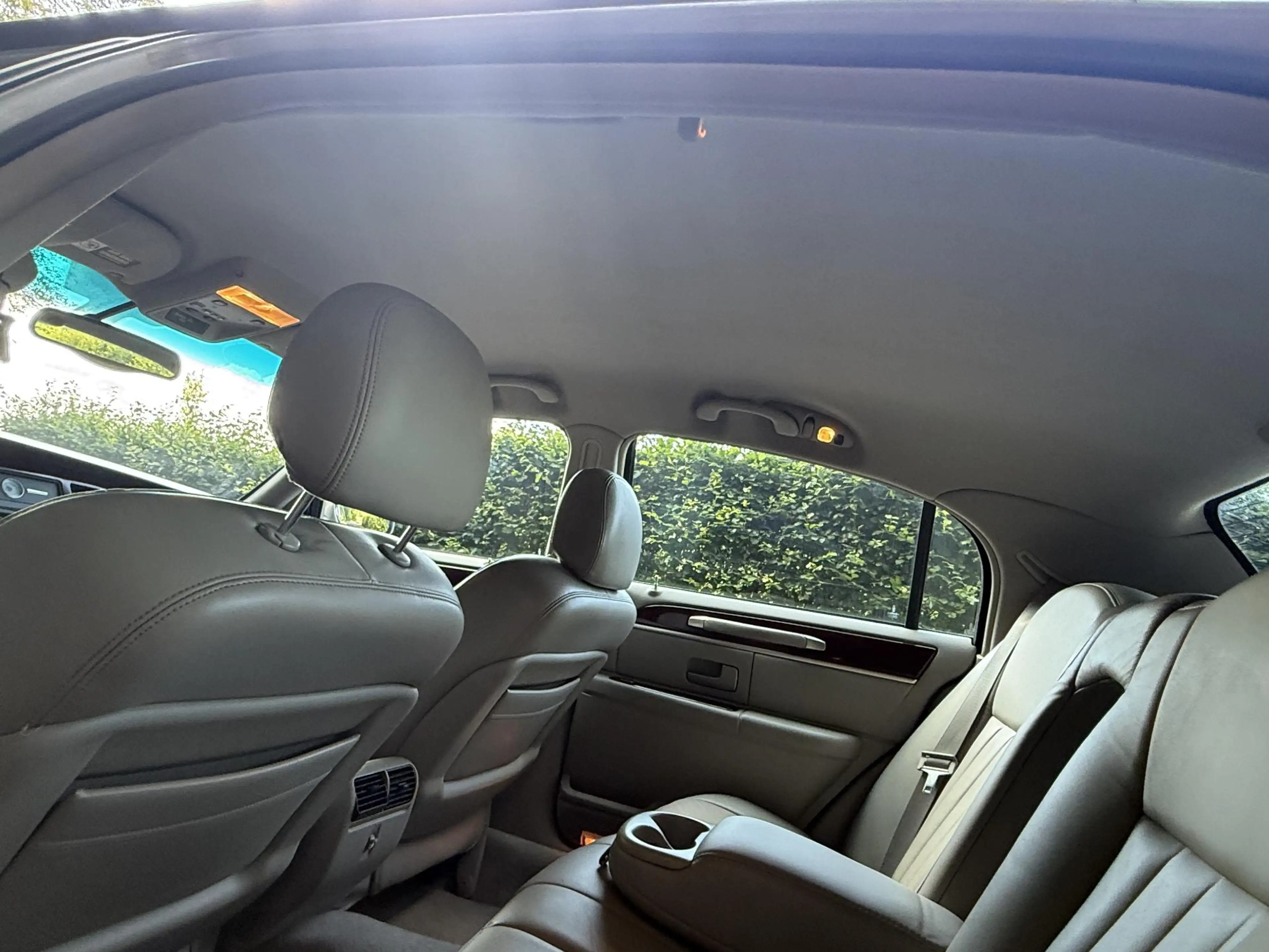 Lincoln Town Car Towncar — photo 13