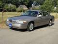 Lincoln Town Car Towncar Beige - thumbnail 2