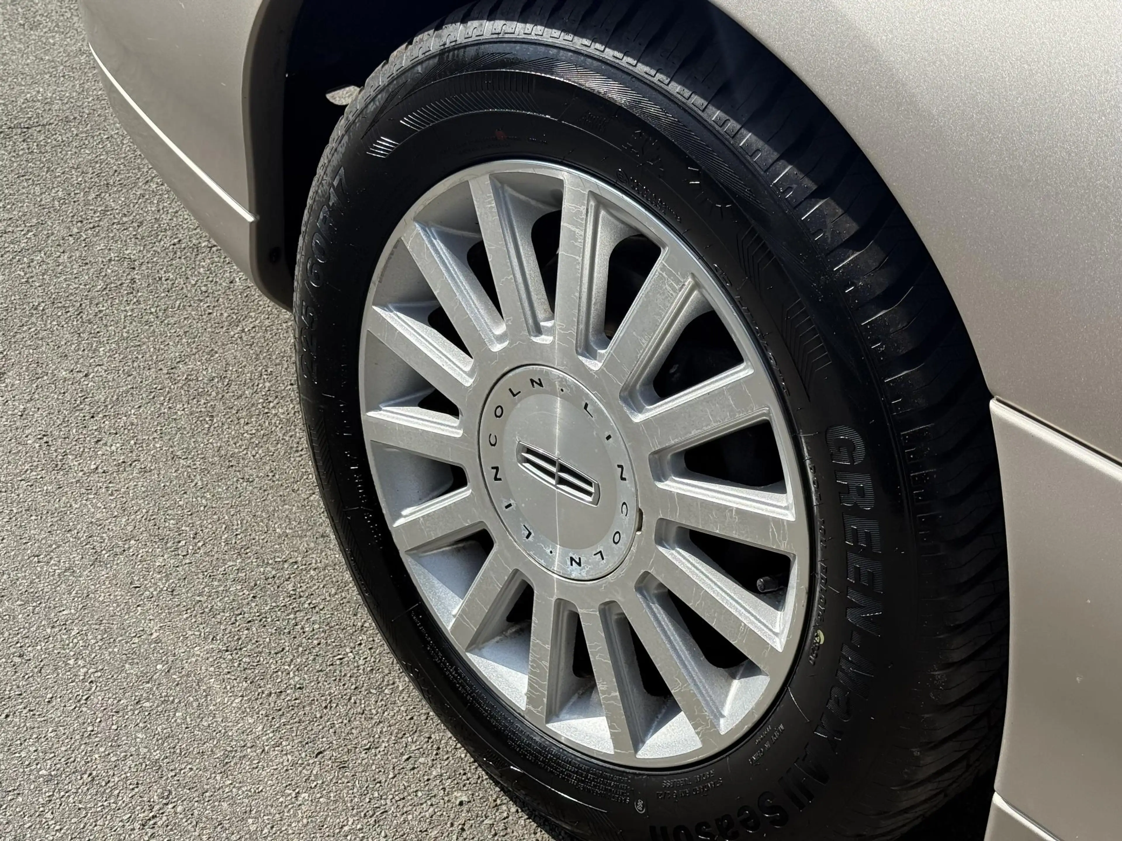 Lincoln Town Car Towncar — photo 8