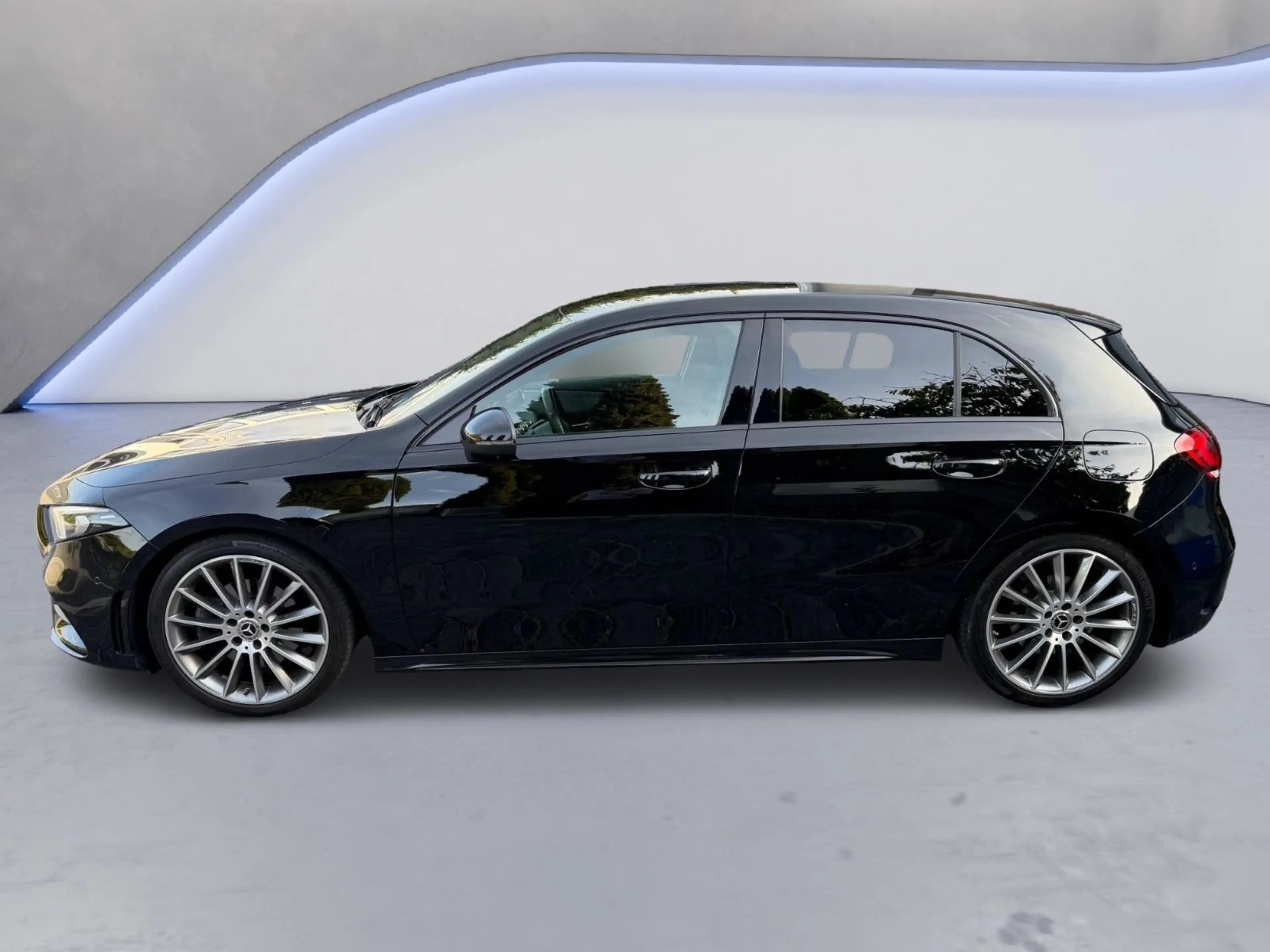 Mercedes-Benz A 220 4Matic AMG-Line+LED+DAB+SHZ+Navi+Induktion — photo 8