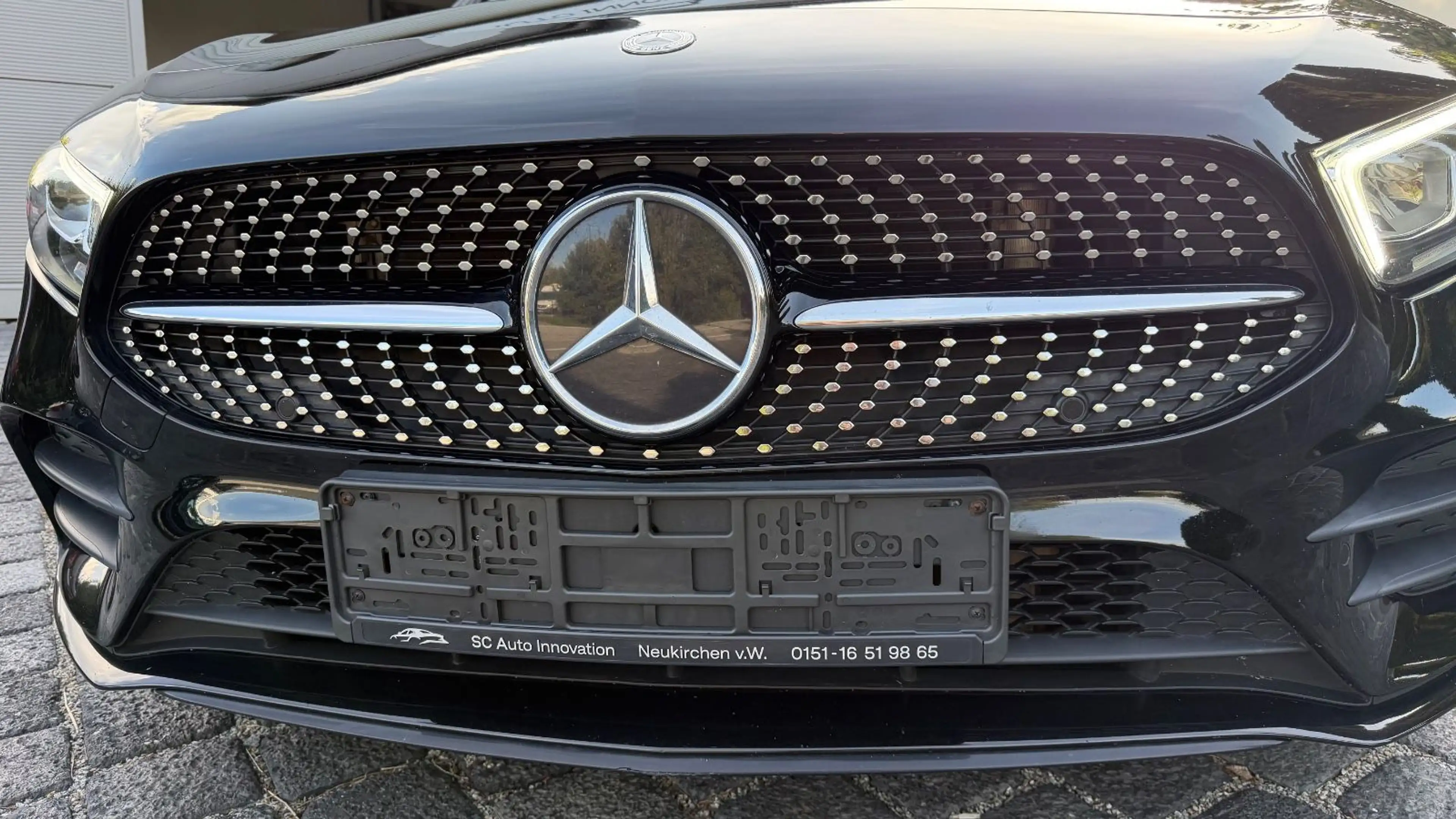 Mercedes-Benz A 220 4Matic AMG-Line+LED+DAB+SHZ+Navi+Induktion — photo 11